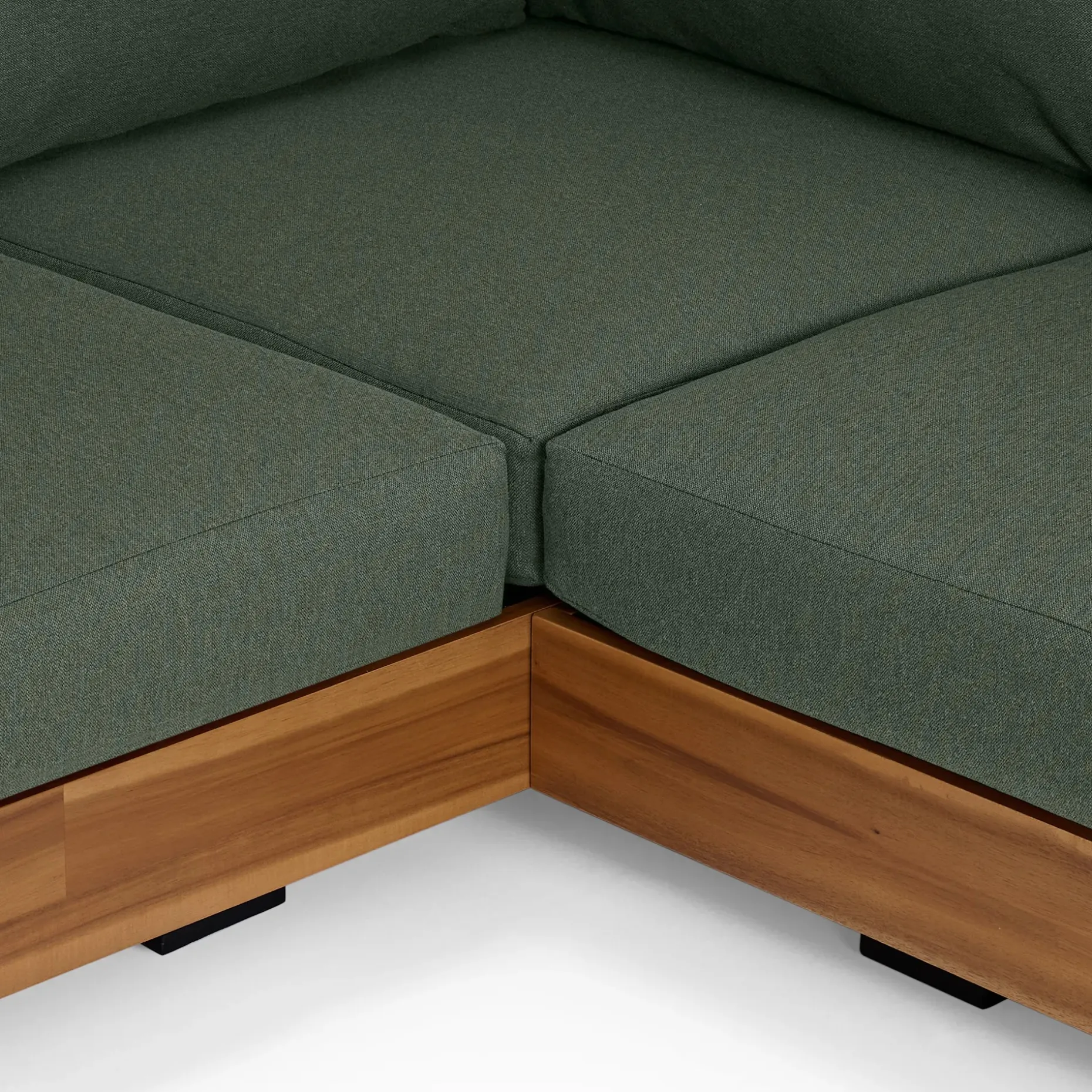 Lubek 100.5" Outdoor Low Corner Sectional - Dravite Green