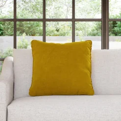 Lucca Velvet Pillow - Plush Yarrow Gold