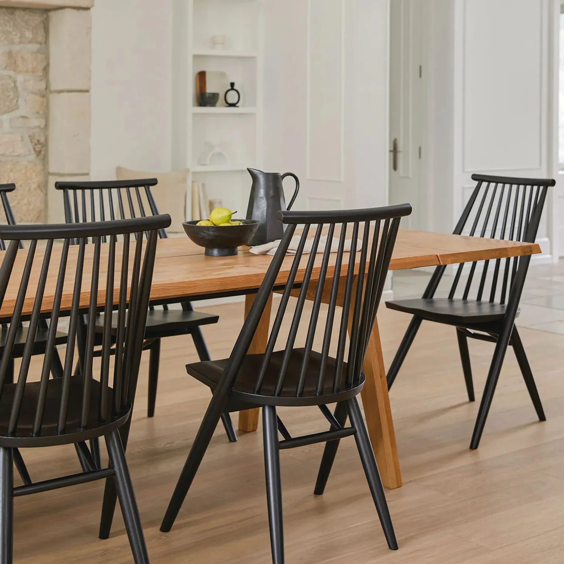 Madera 86" - 125" Solid Wood Extendable Dining Table - Oak