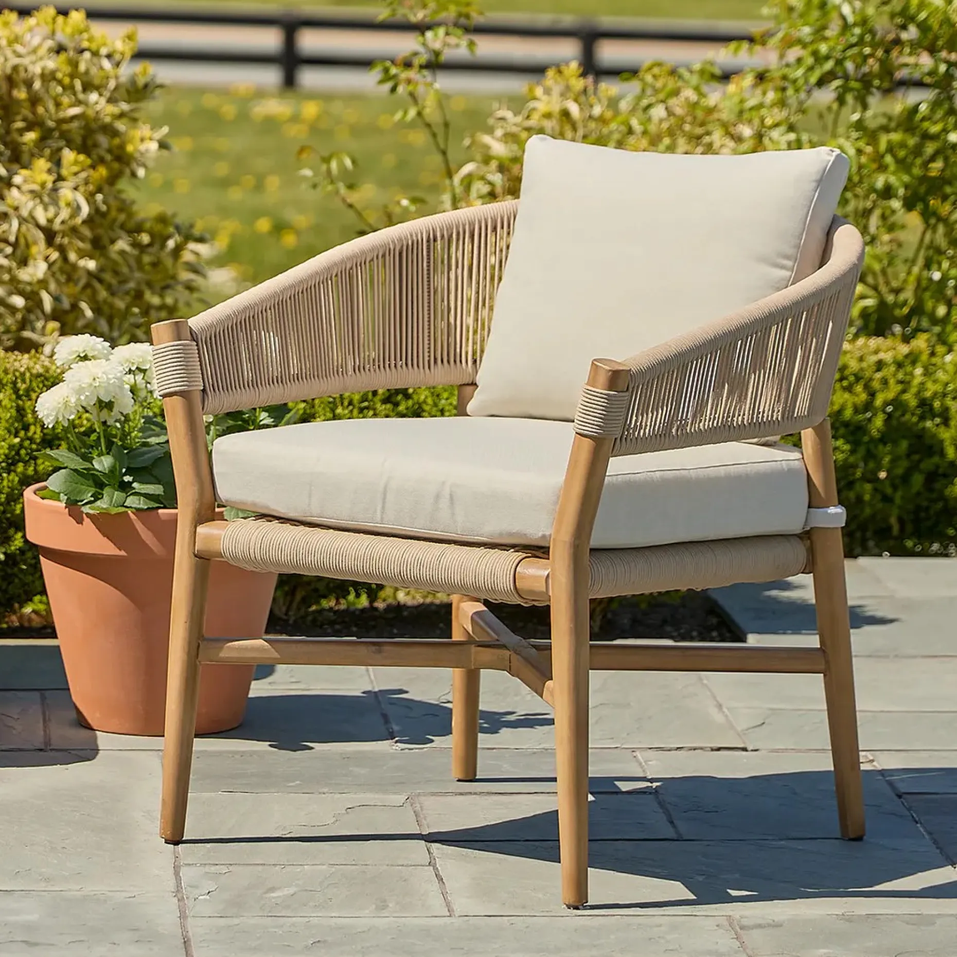 Makali 27" Outdoor Lounge Chair - Lily White