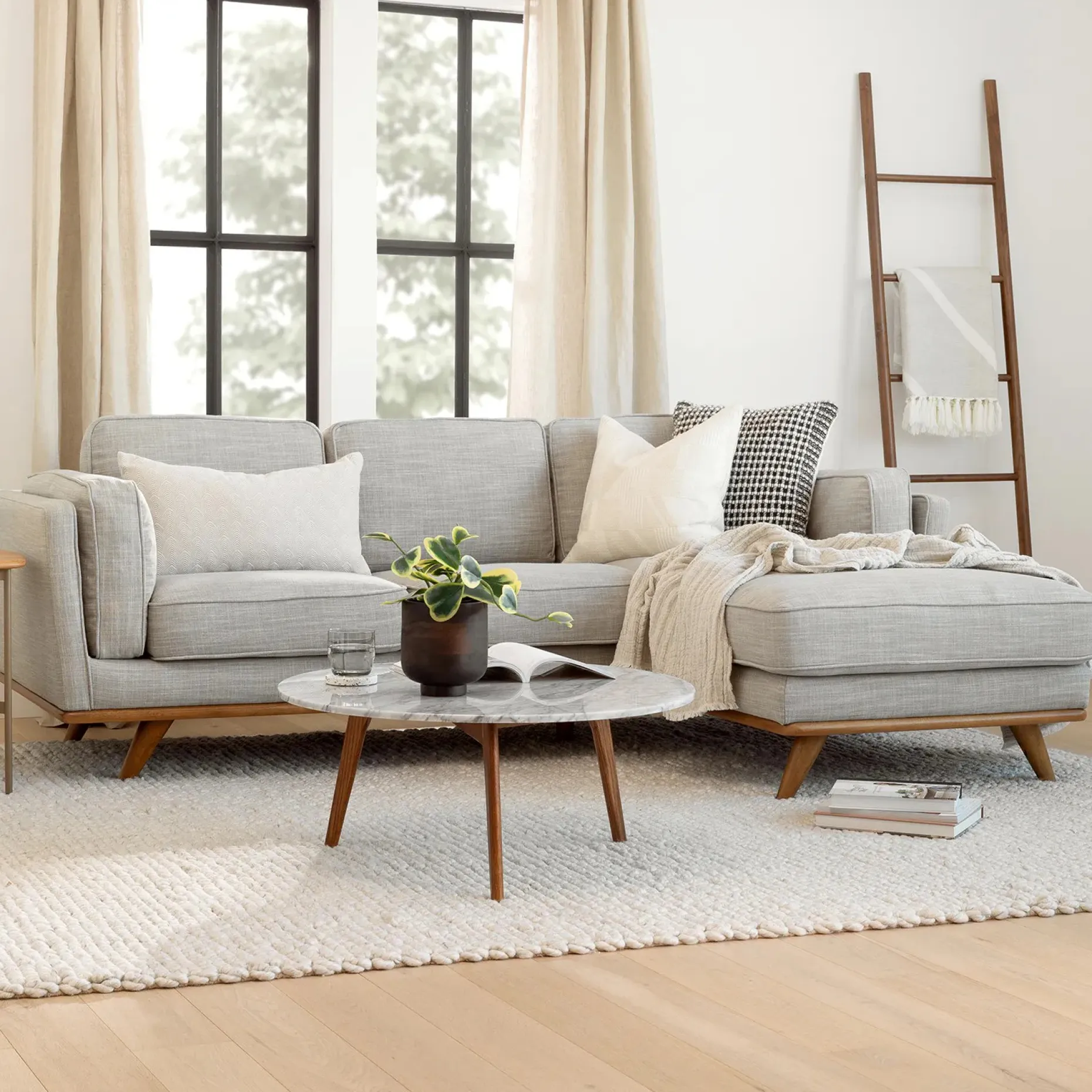 Mara 31.5" Marble Coffee Table - Walnut
