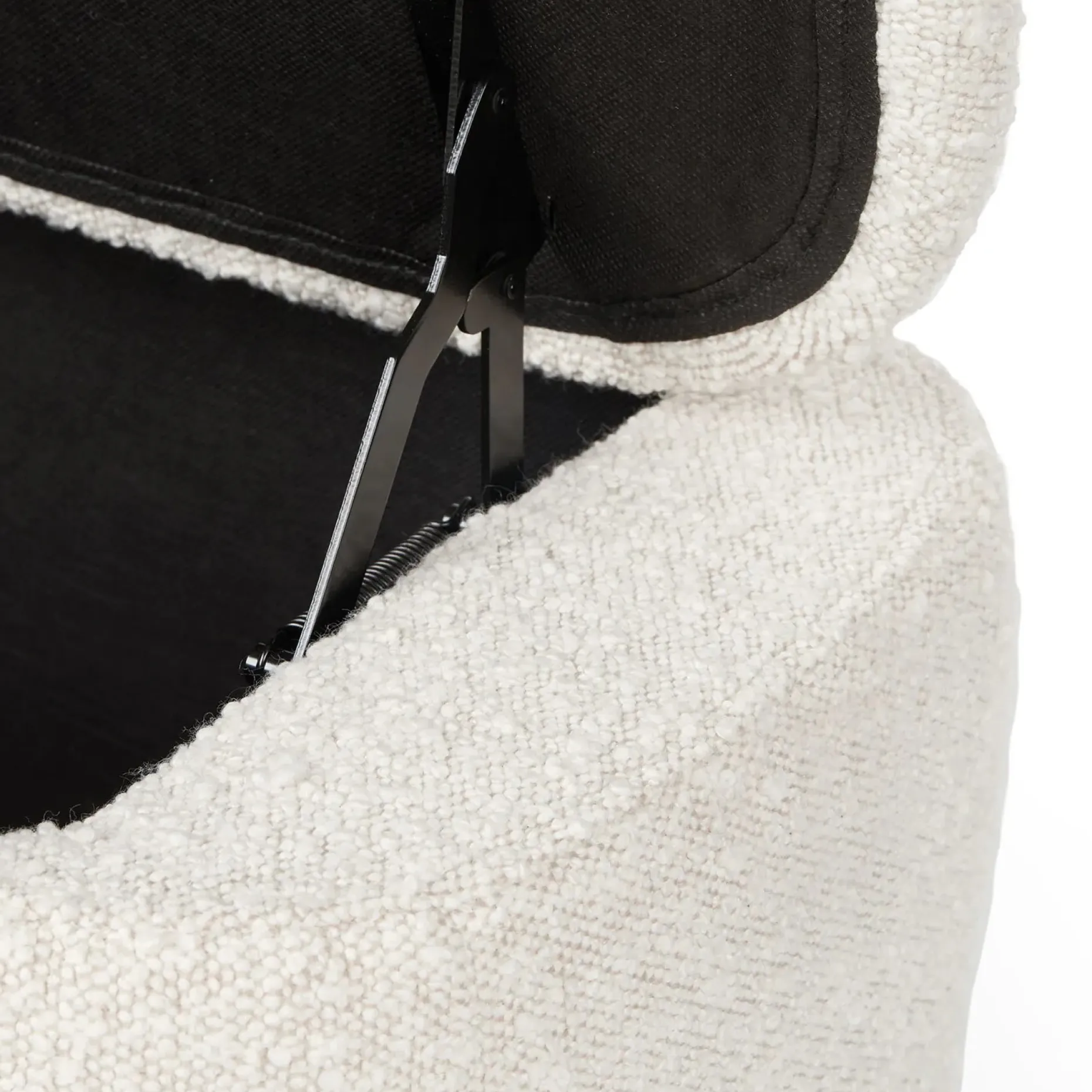 Maribo 32" Storage Ottoman - Ivory Bouclé