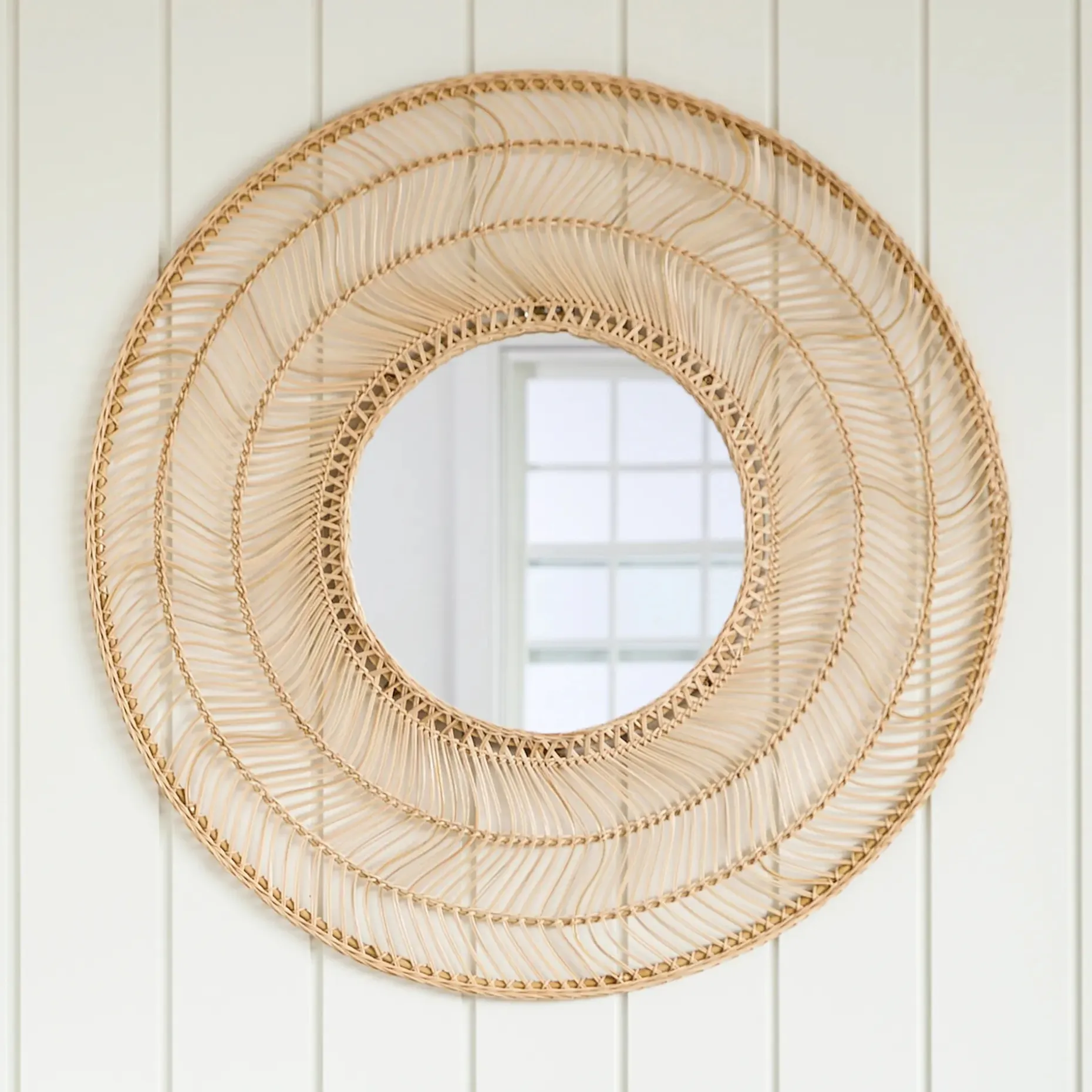 Meron Round Wall Mirror - Natural