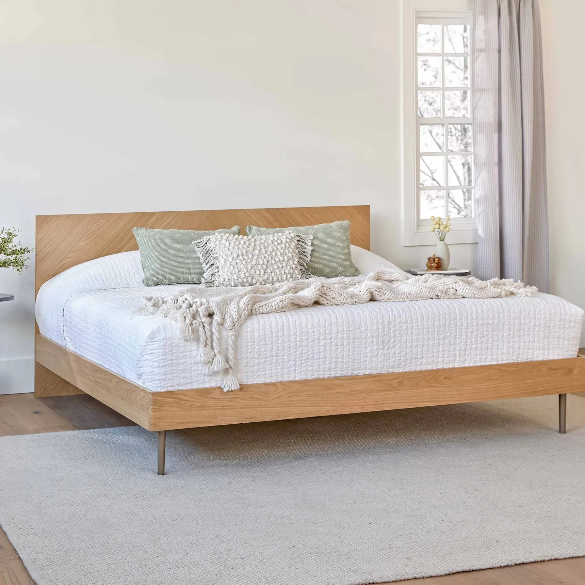 Nera King Low Profile Bed - Oak