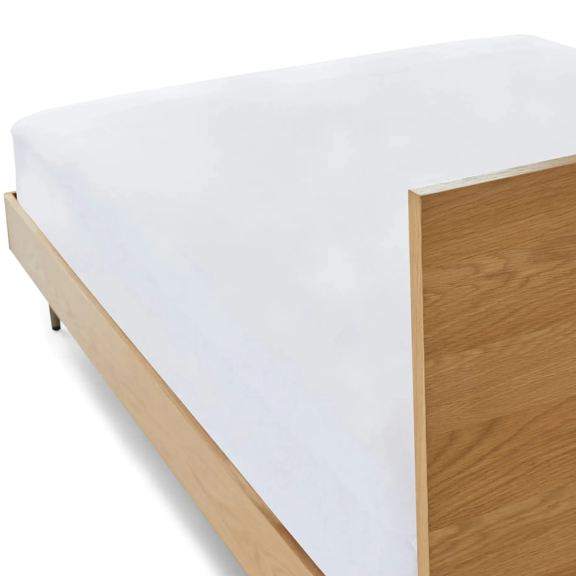 Nera Queen Low Profile Bed - Oak