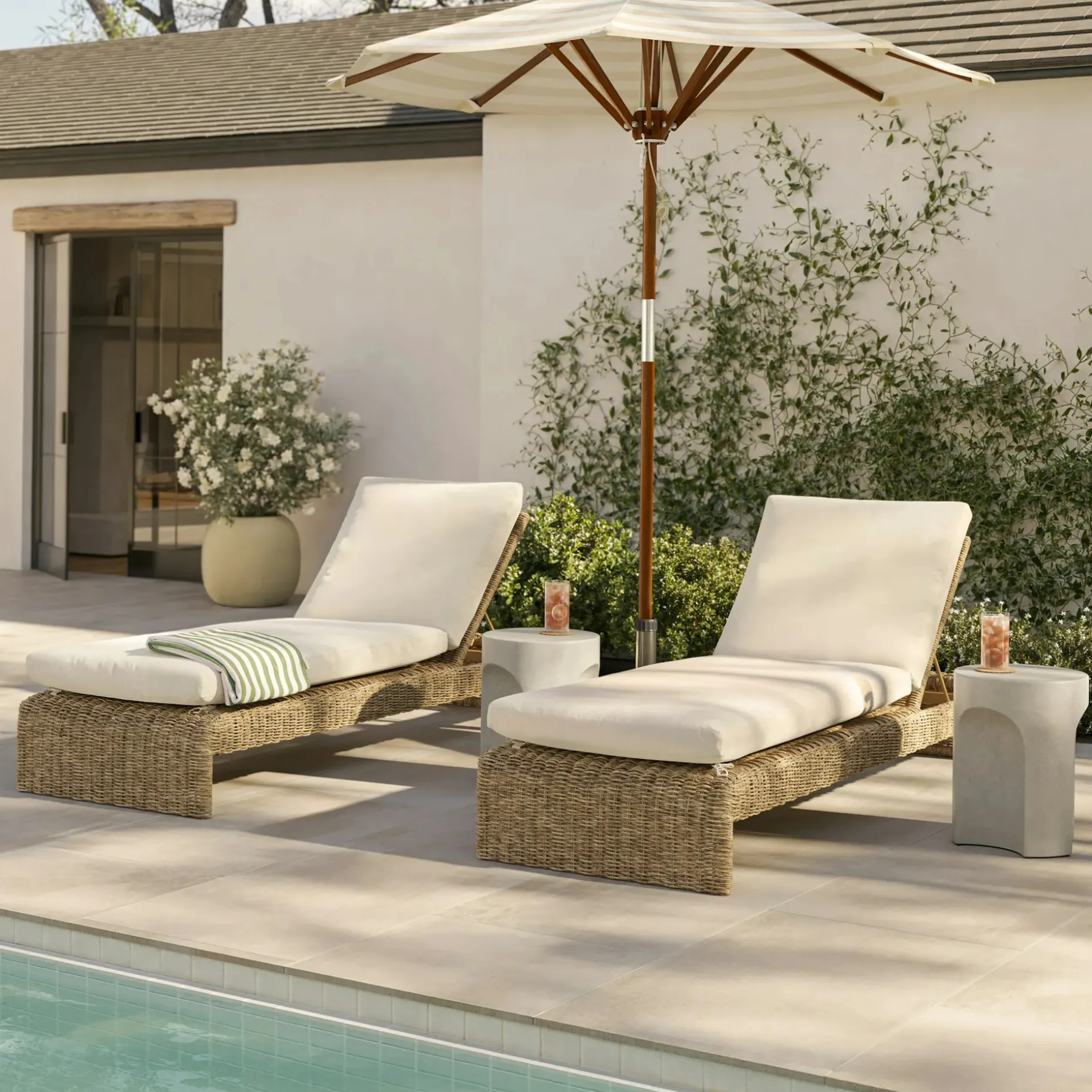 Noah Outdoor Cement Side Table - Gray