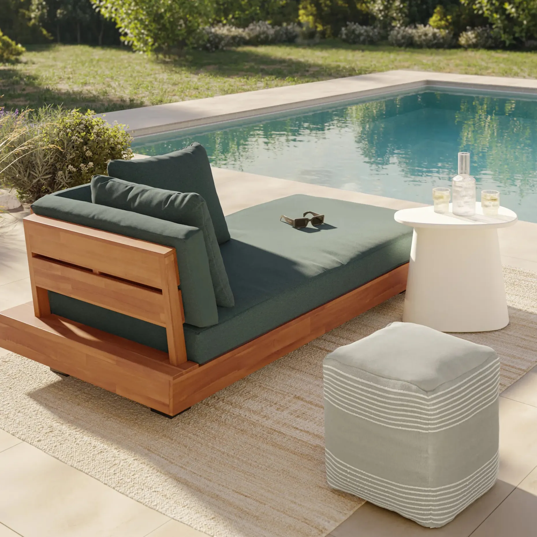 Noora Outdoor Side Table - White