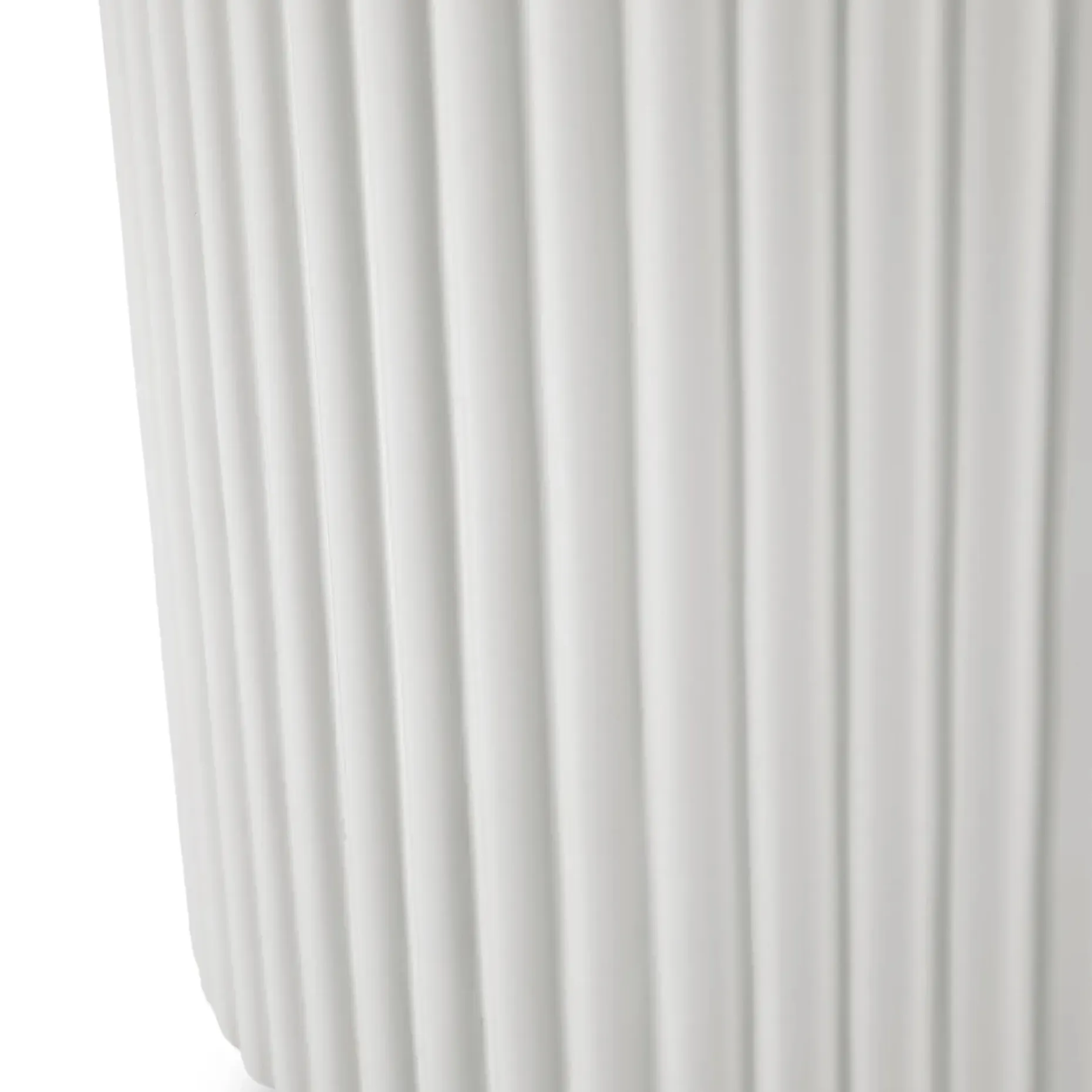 Nordens Concrete Side Table - Soft White
