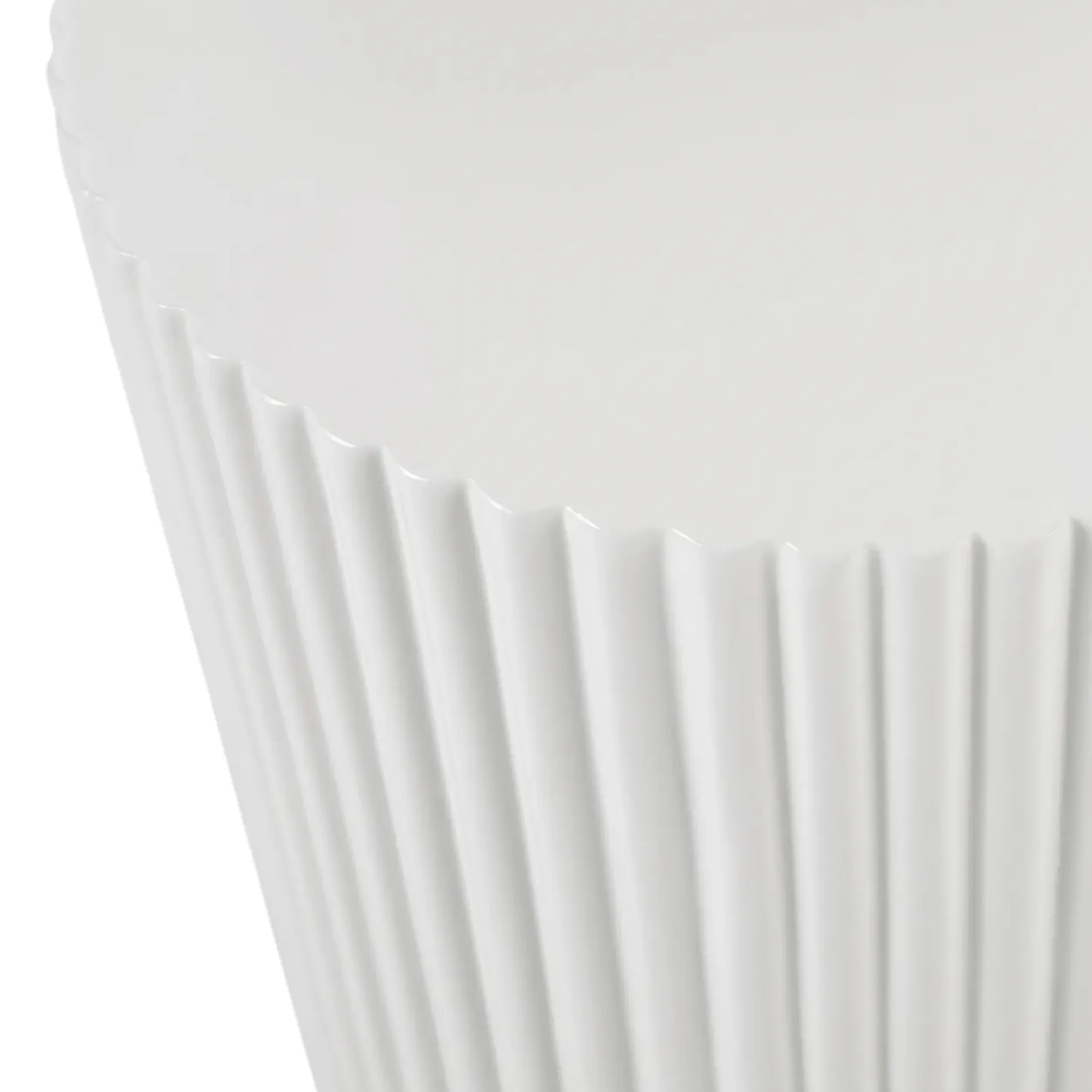 Nordens Concrete Side Table - Soft White