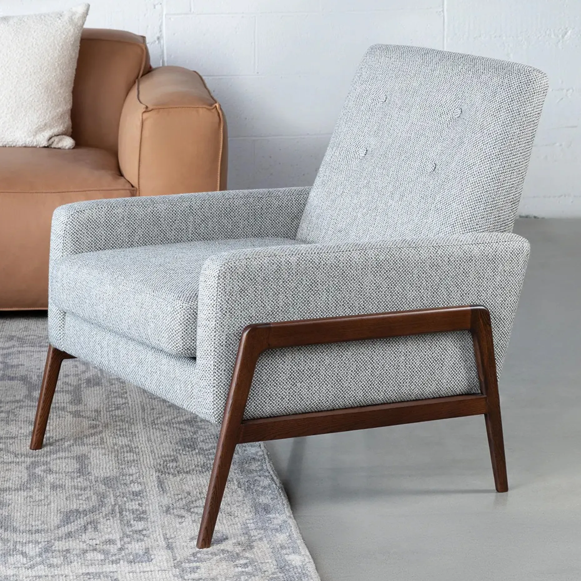 Nord 29" Lounge Chair - Galaxy Gray