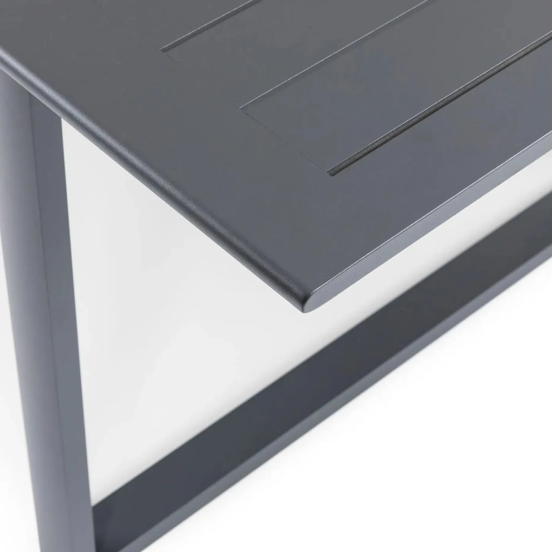 Ofer 80.25" - 104.75" Outdoor Extendable Dining Table - Dark Gray
