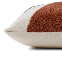 Onda Pillow - Ruby Mocha