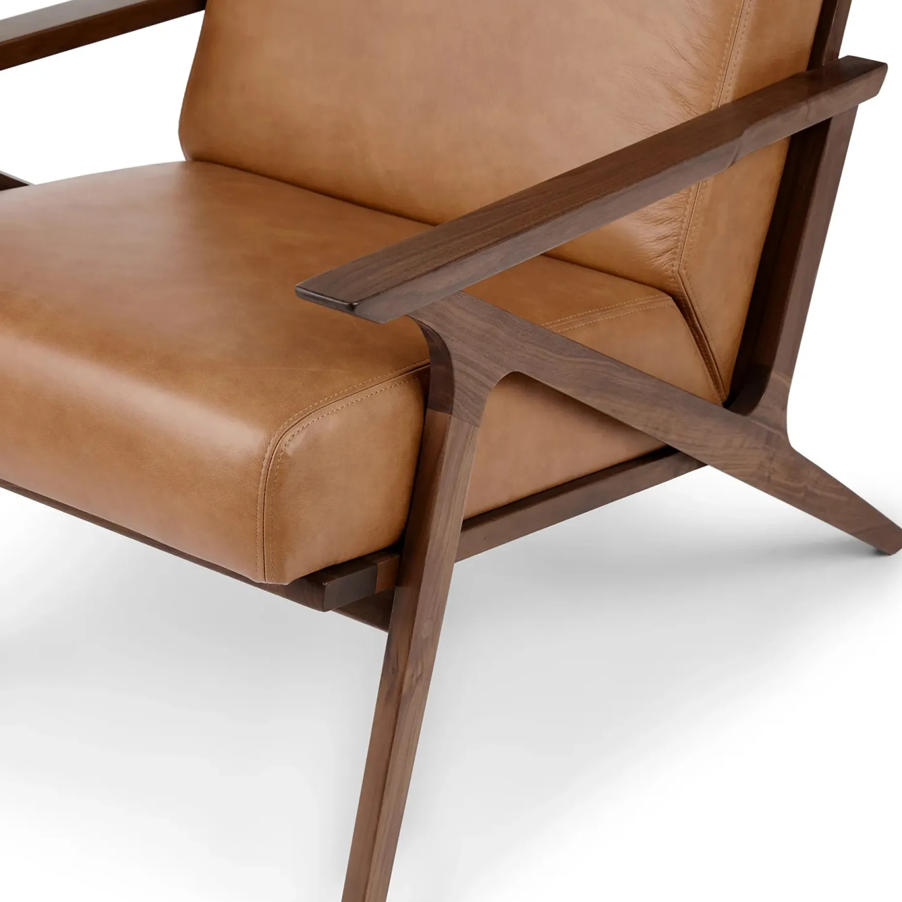 Otio 26" Leather Lounge Chair - Walnut and Toscana Tan