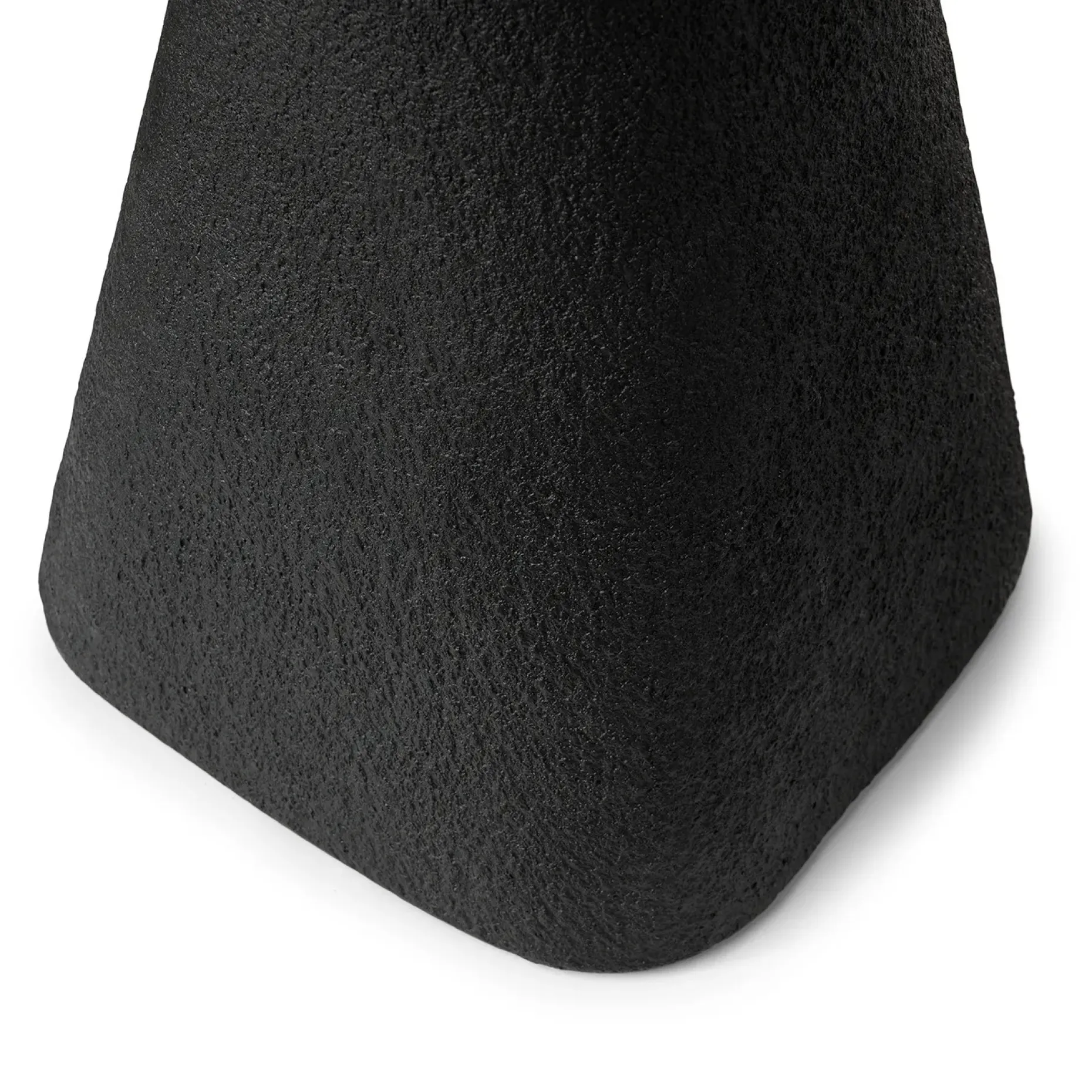 Ozetta Concrete Side Table - Moonlit Black