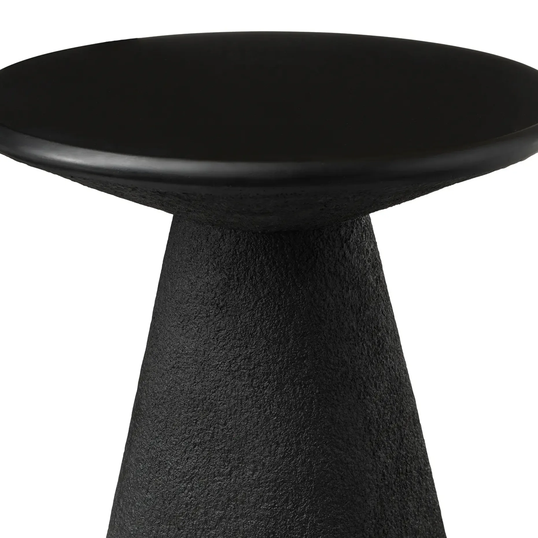 Ozetta Concrete Side Table - Moonlit Black