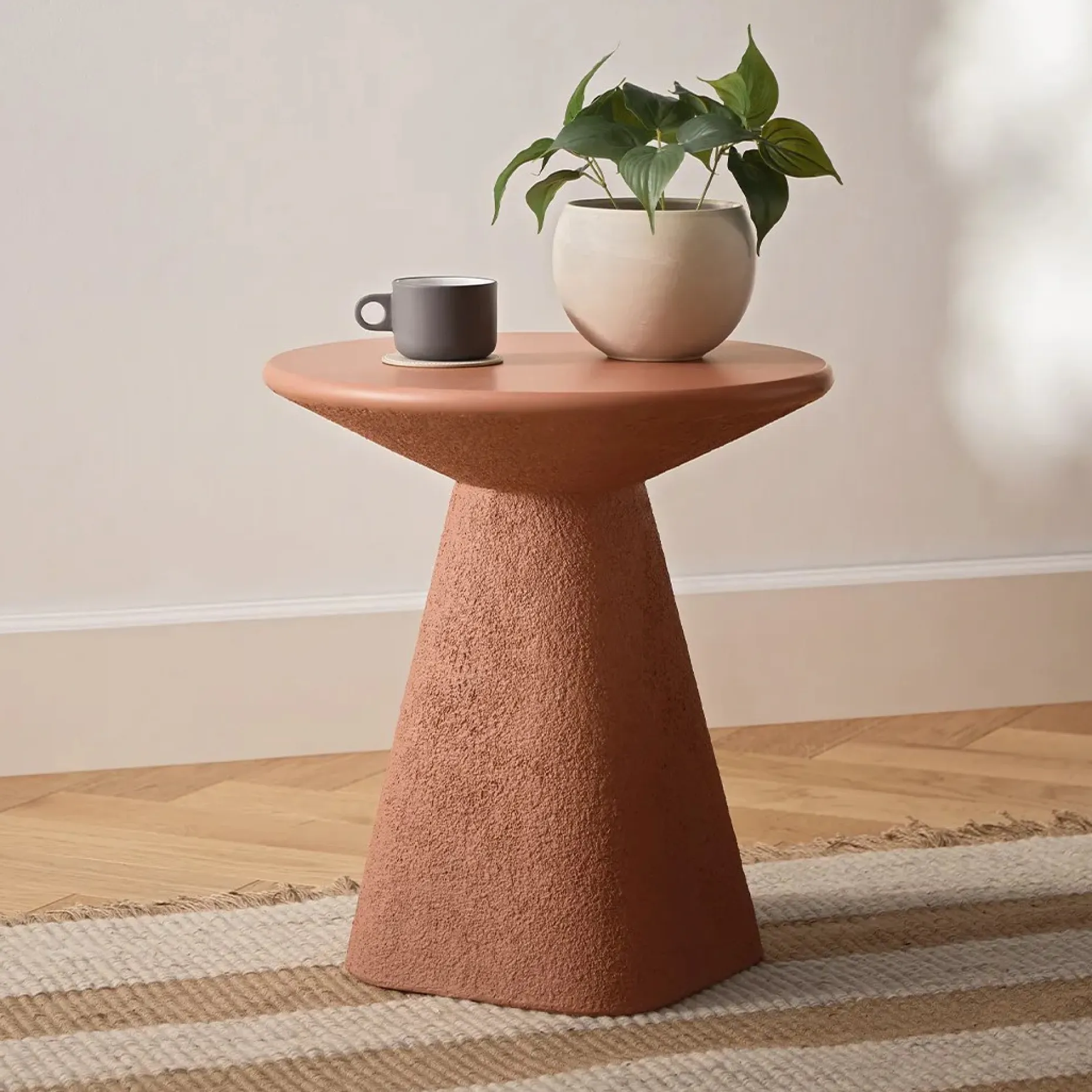 Ozetta Concrete Side Table - Moonlit Rust