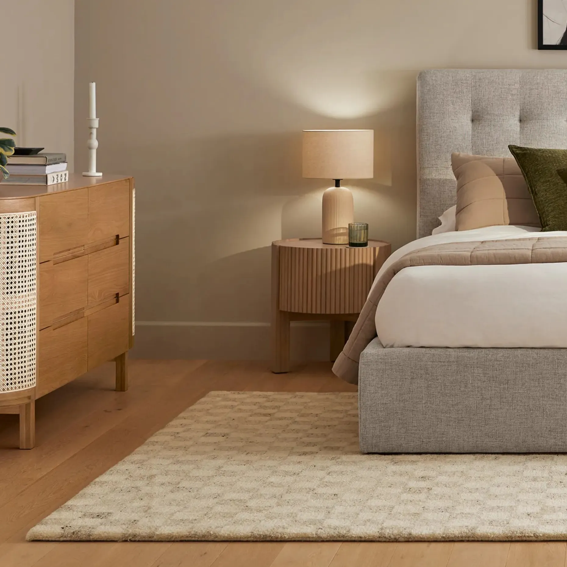Palisade Table Lamp - Putty Gray