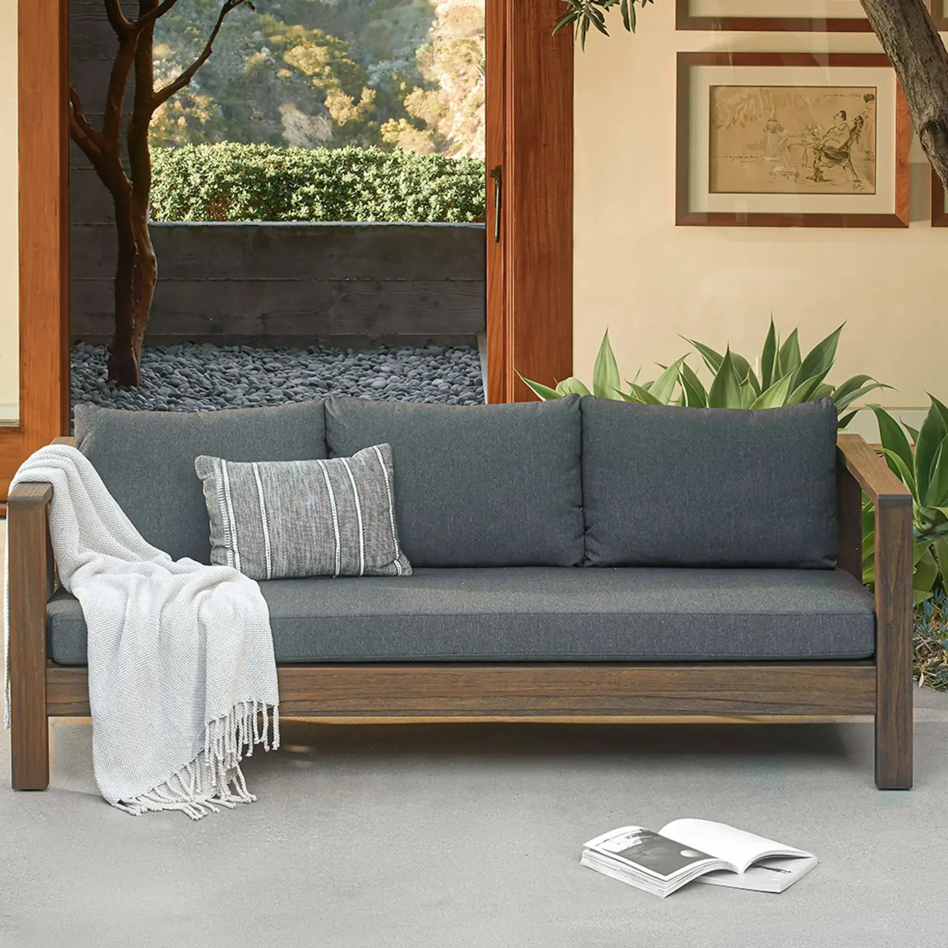Palmera 80" Outdoor Sofa - Dravite Black