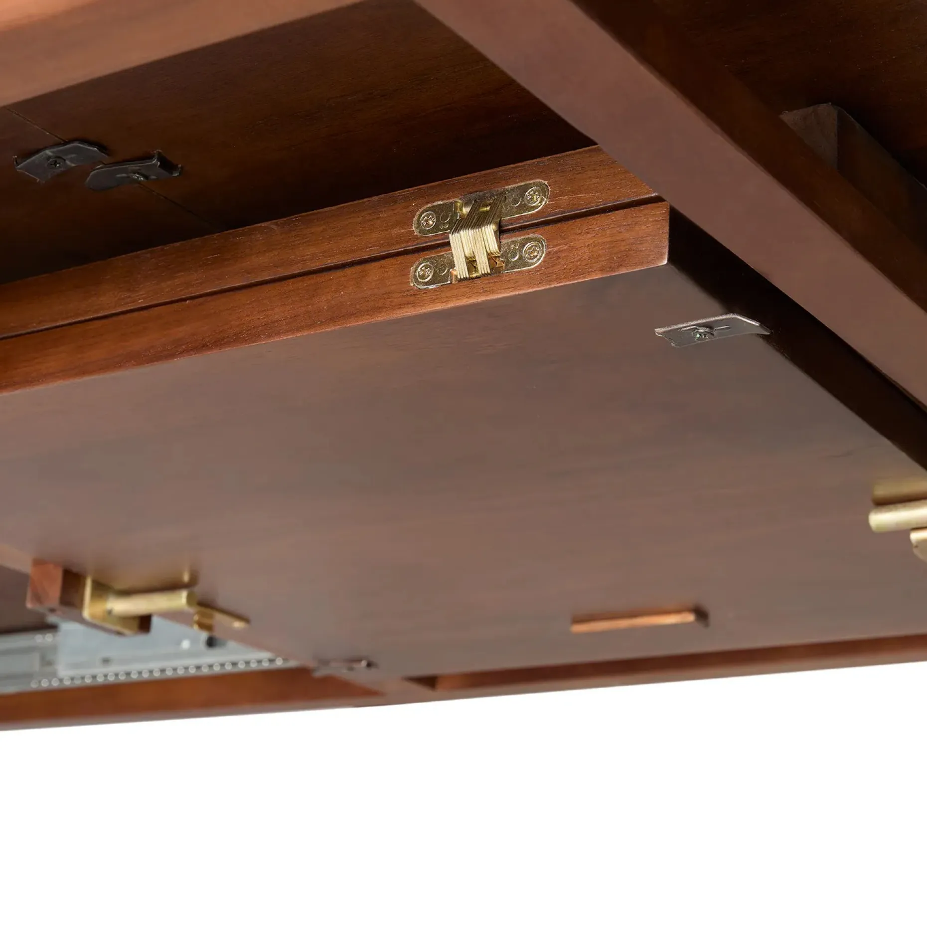 Plumas 92.5" - 112" Extendable Dining Table - Walnut