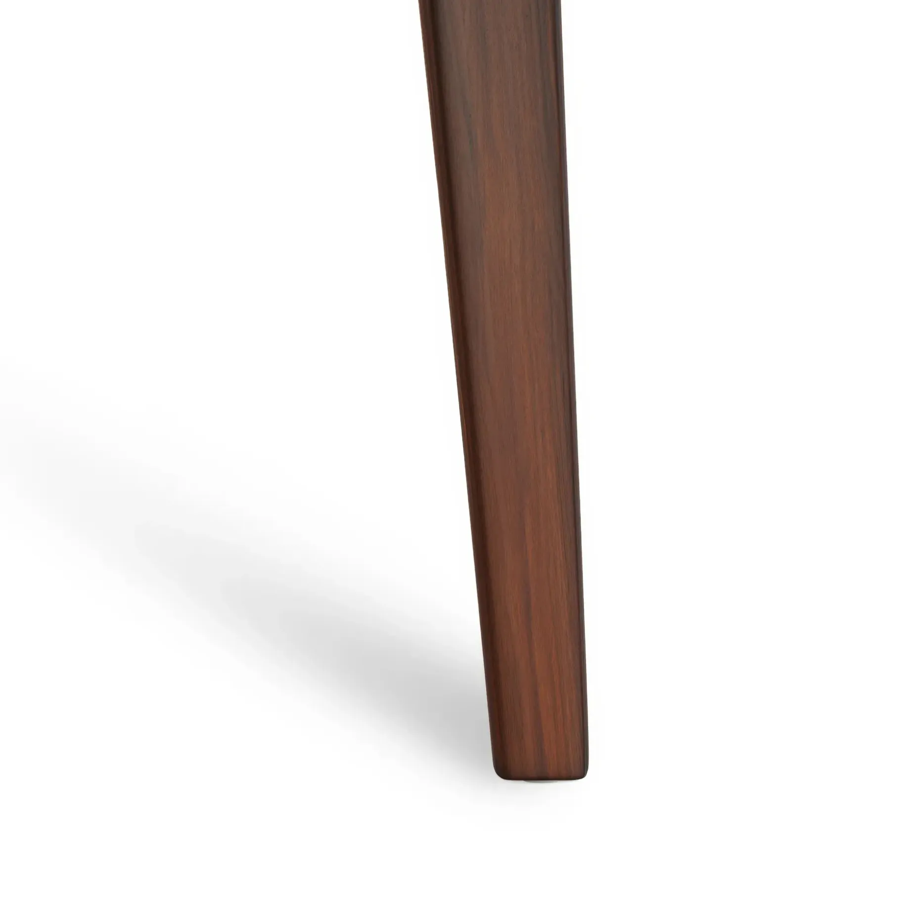 Plumas 37.5" - 57.25" Extendable Dining Table - Walnut