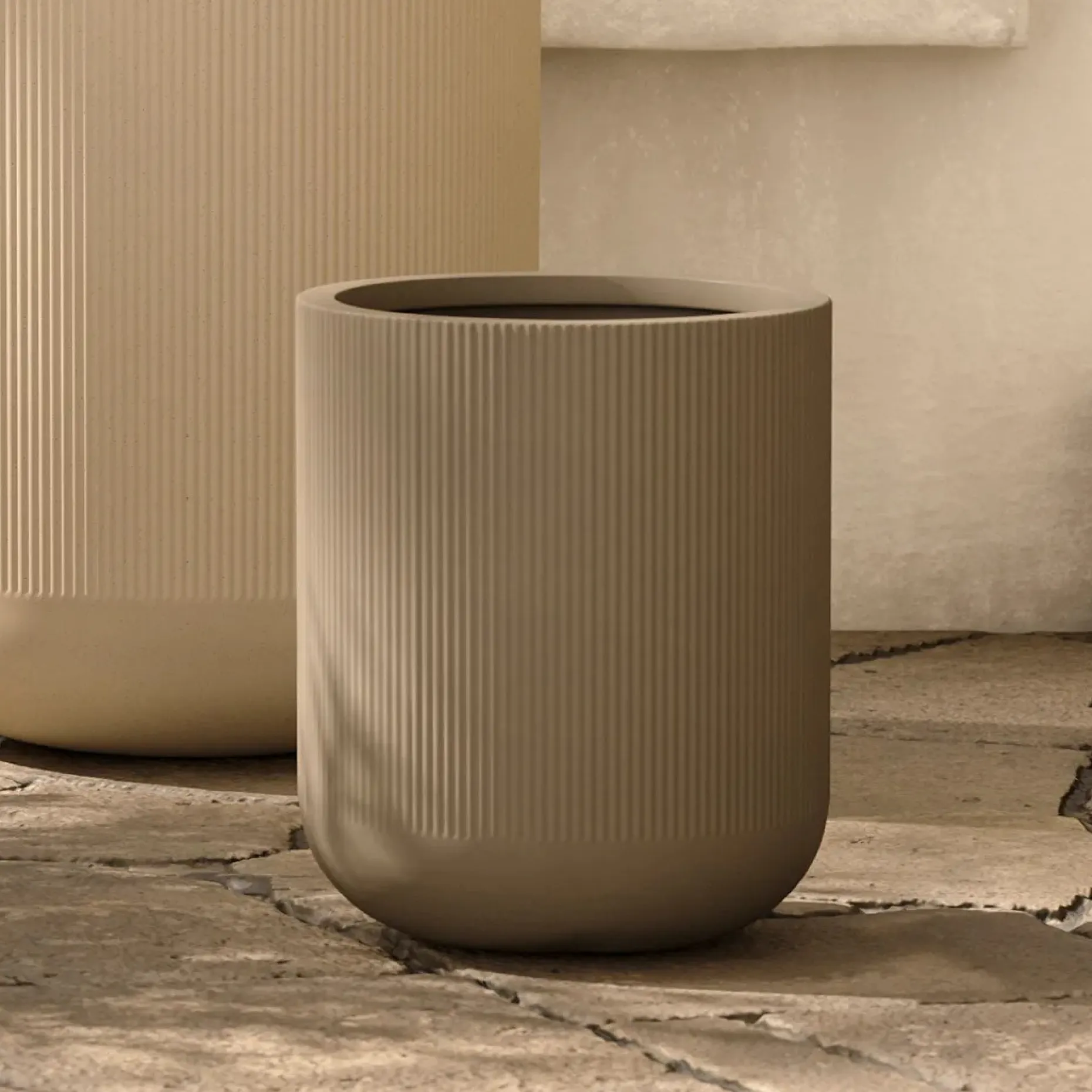 Reya Small Indoor/Outdoor Planter - Concrete Gray