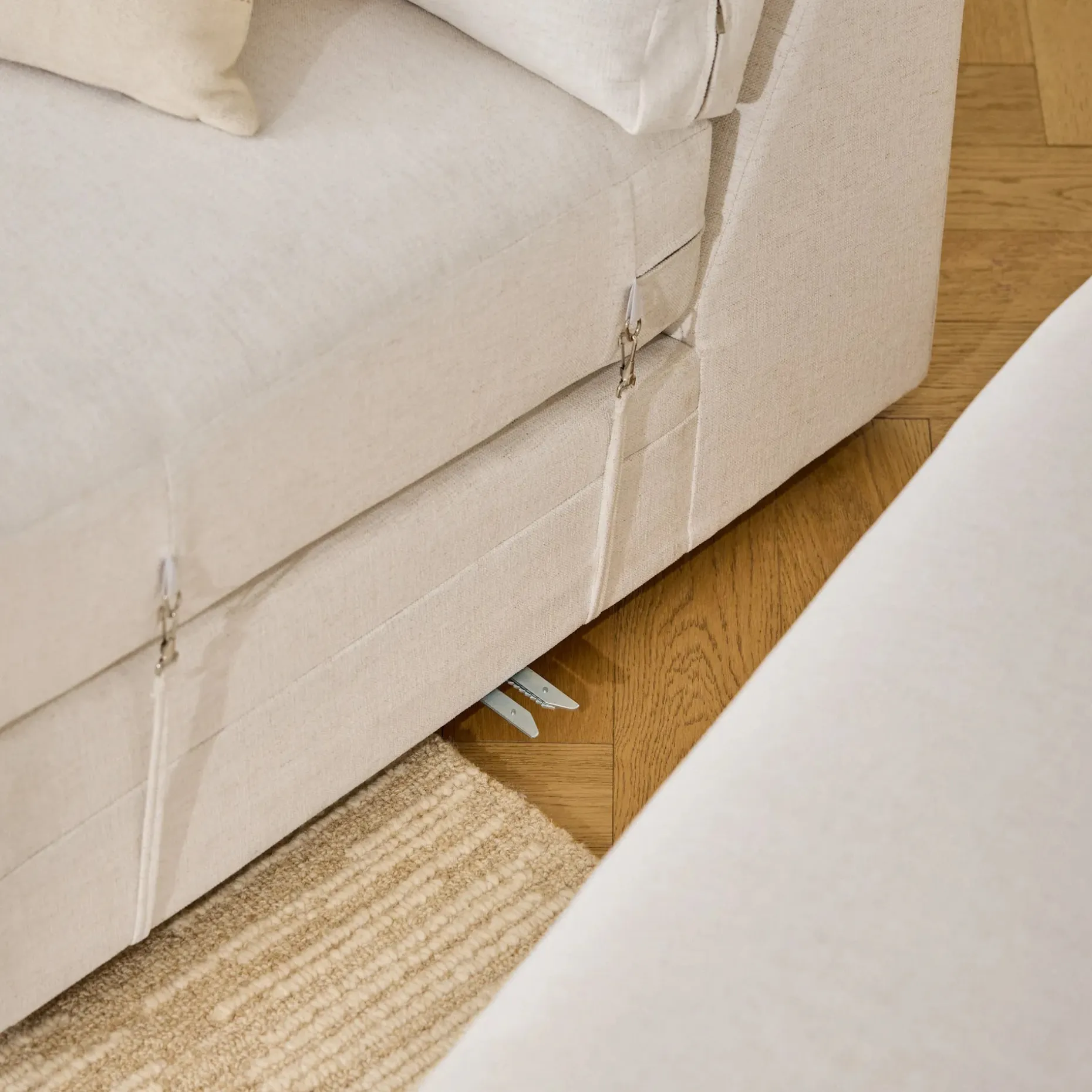 Riley 118.5" Right Sectional - Napa White