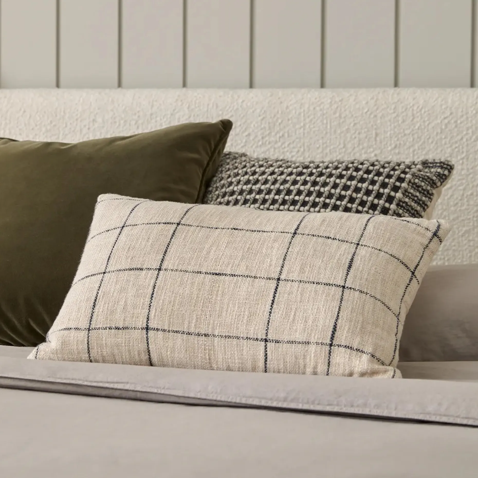 Rudbeck Pillow - Ivory Plaid