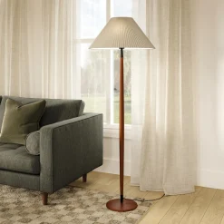Rye Floor Lamp - Walnut
