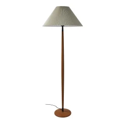 Rye Floor Lamp - Walnut