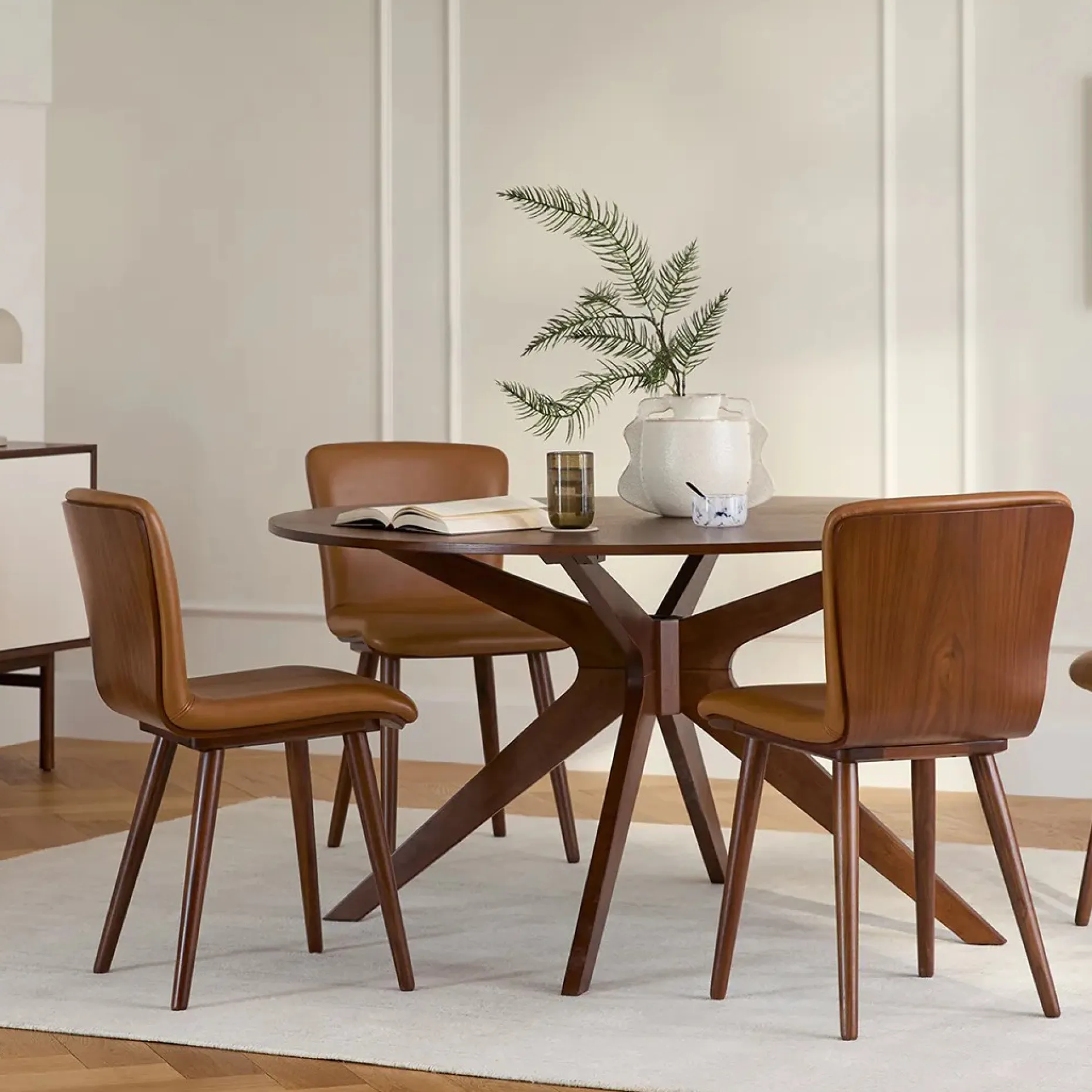 Sede Leather Dining Chair - Walnut and Toscana Tan