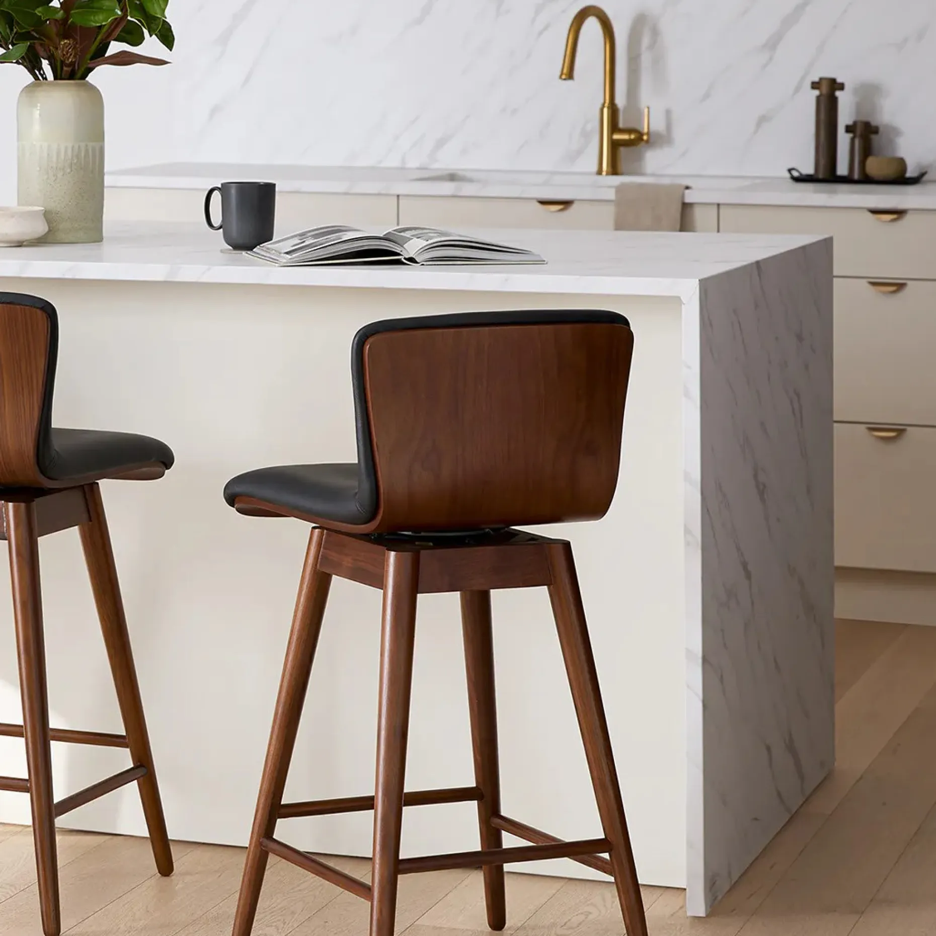 Sede Leather Swivel Counter Stool - Walnut and Black