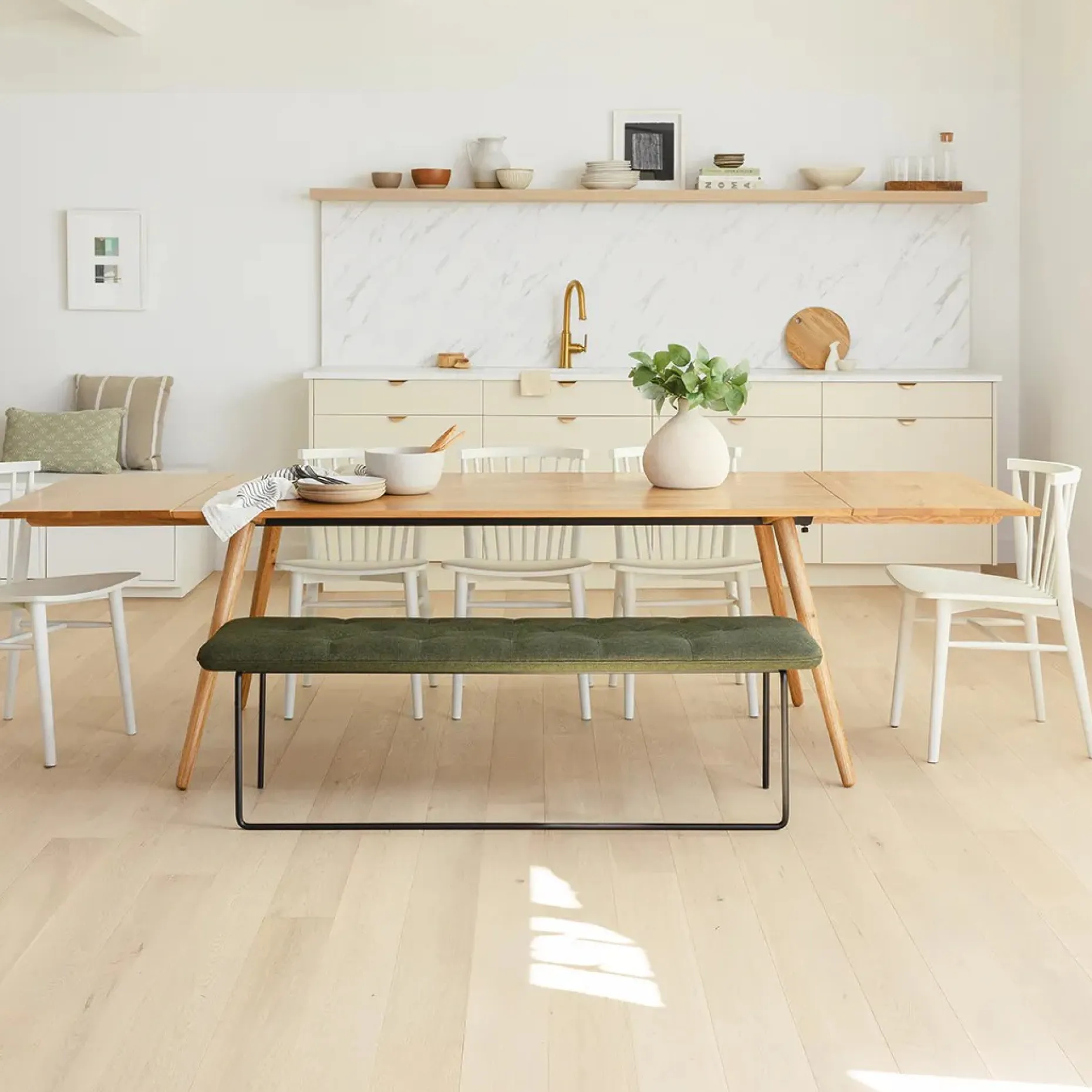Seno 71" - 110" Extendable Dining Table - Oak
