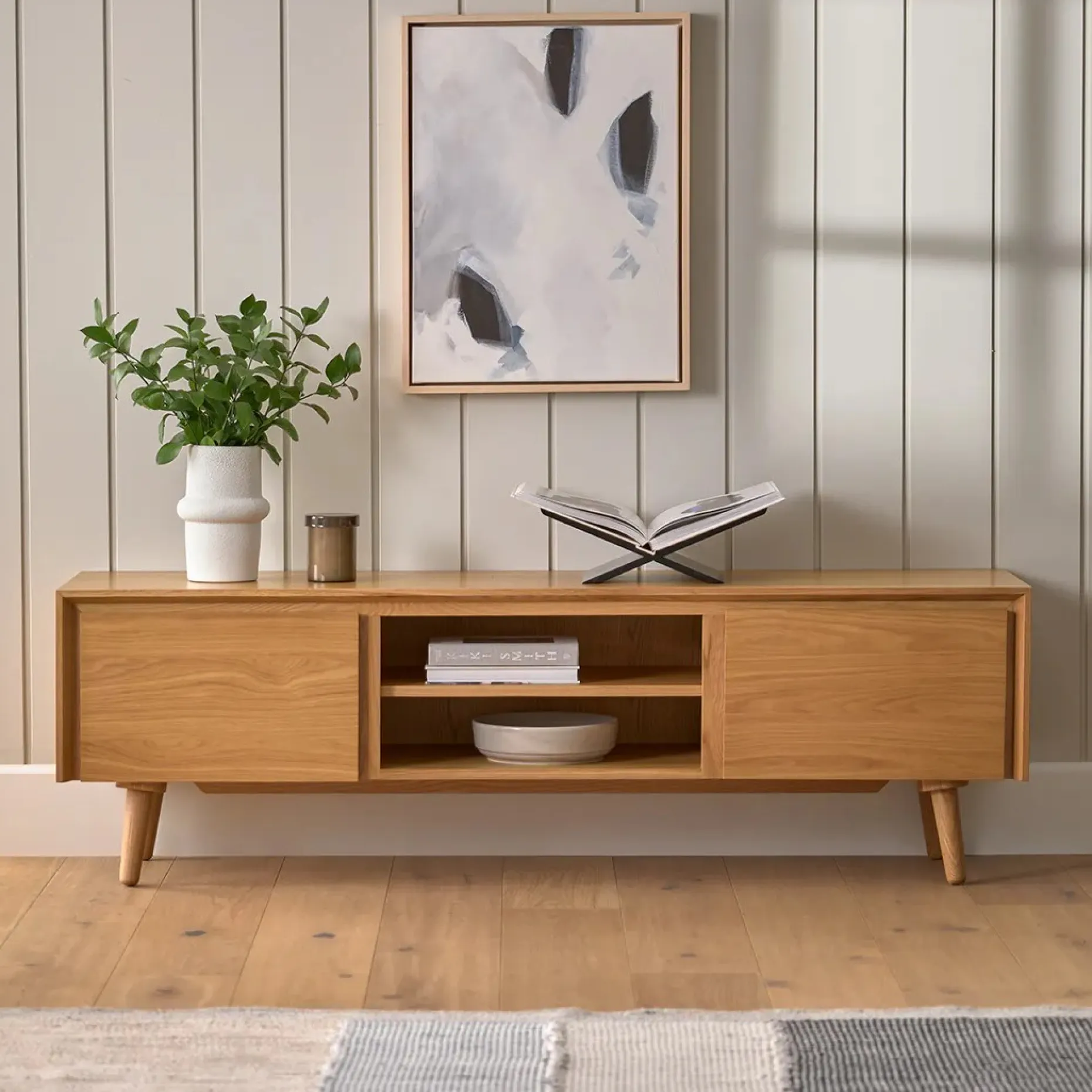 Seno 63" Low Media Unit - Oak