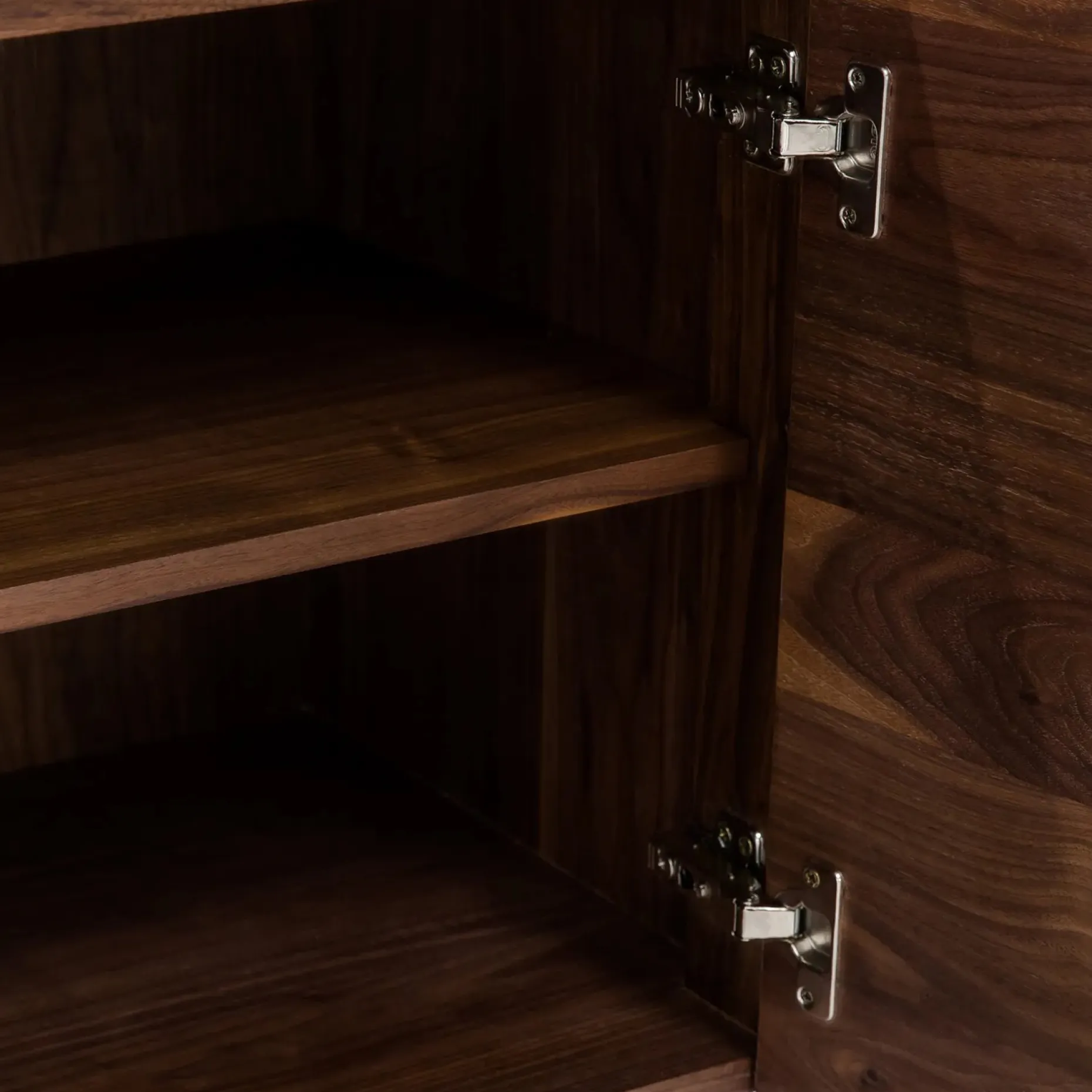 Seno 71" Sideboard - Walnut