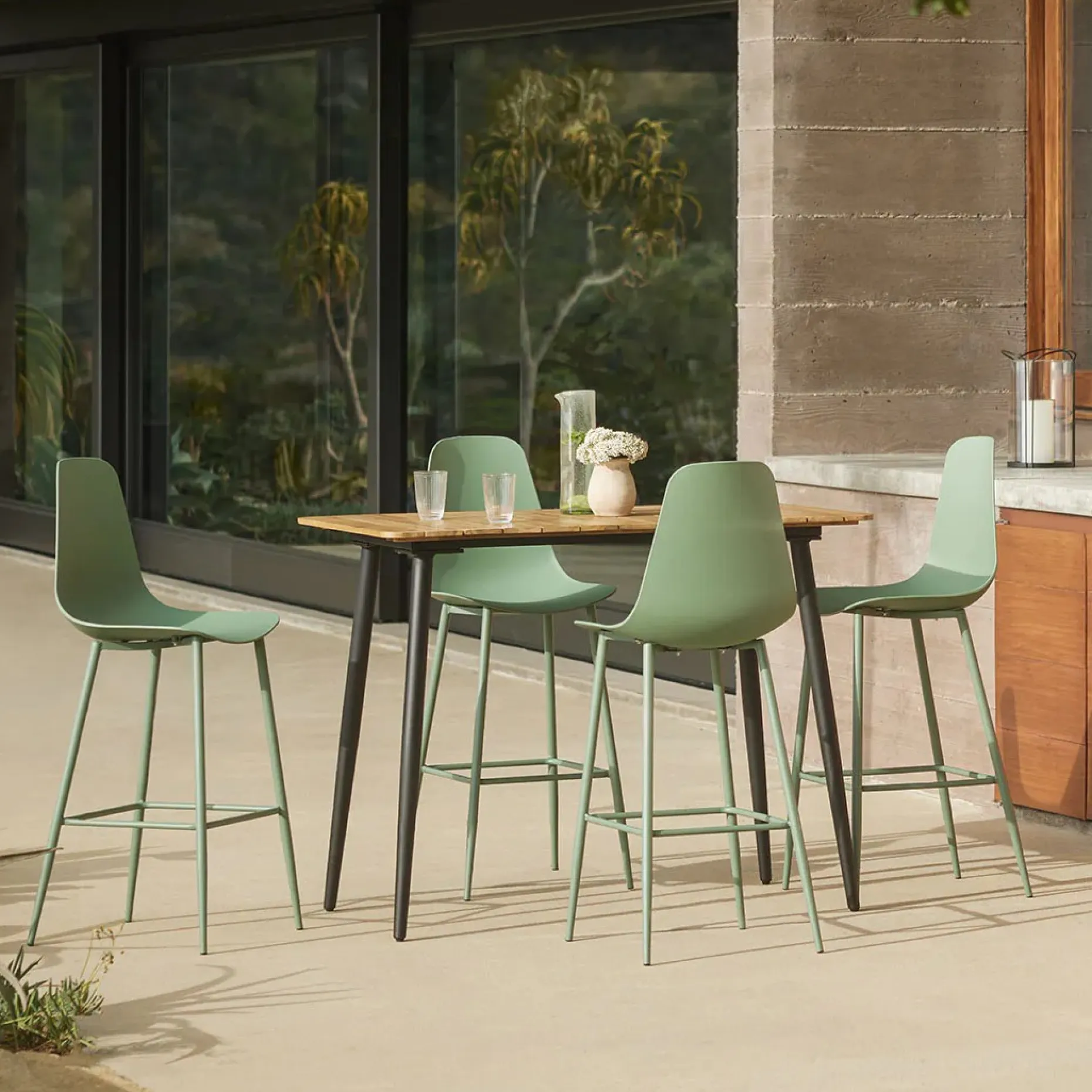 Svelti Bar Stool - Aloe Green