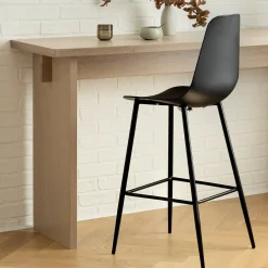Svelti Bar Stool - Pure Black