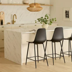 Svelti Counter Stool - Pure Black