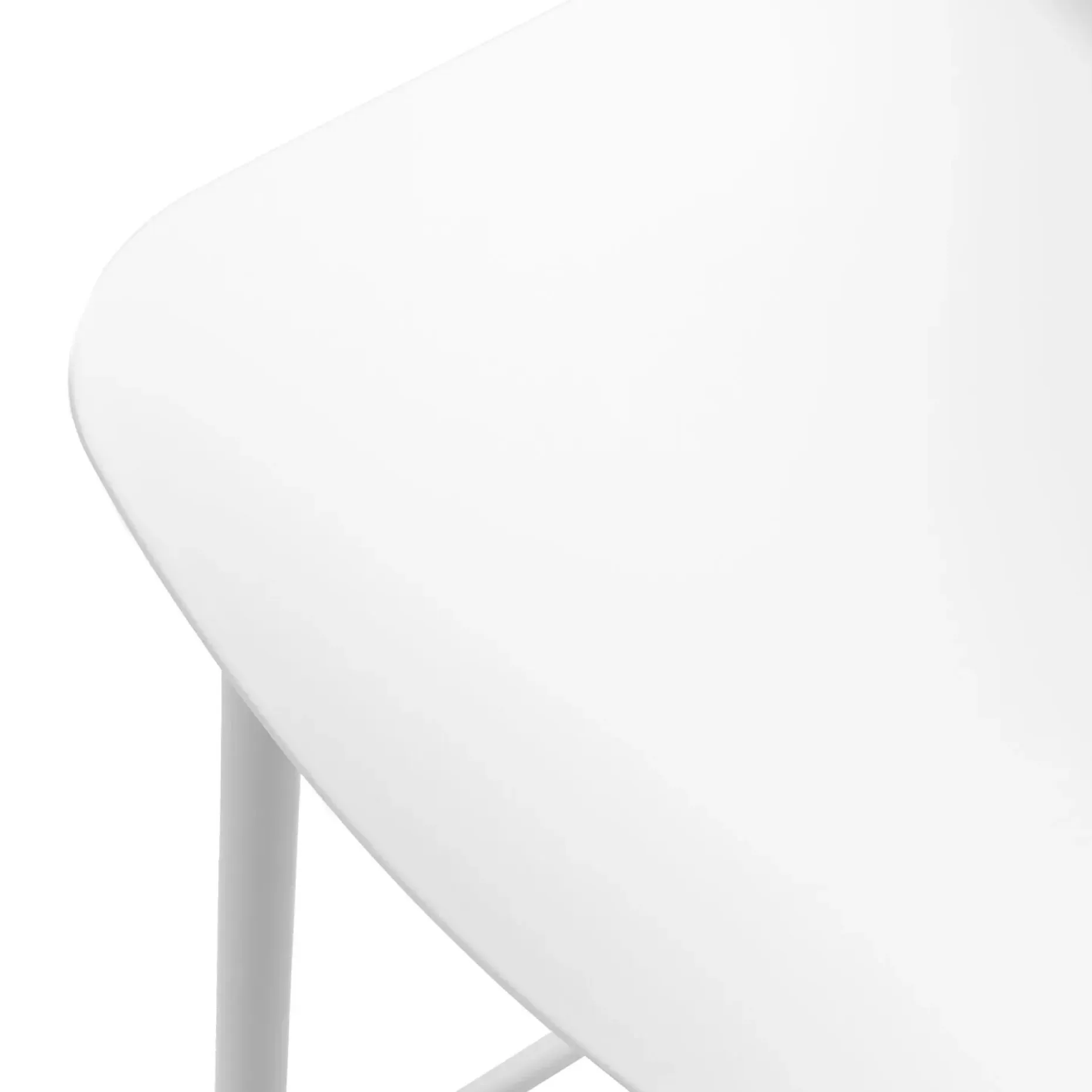 Svelti Counter Stool - Pure White