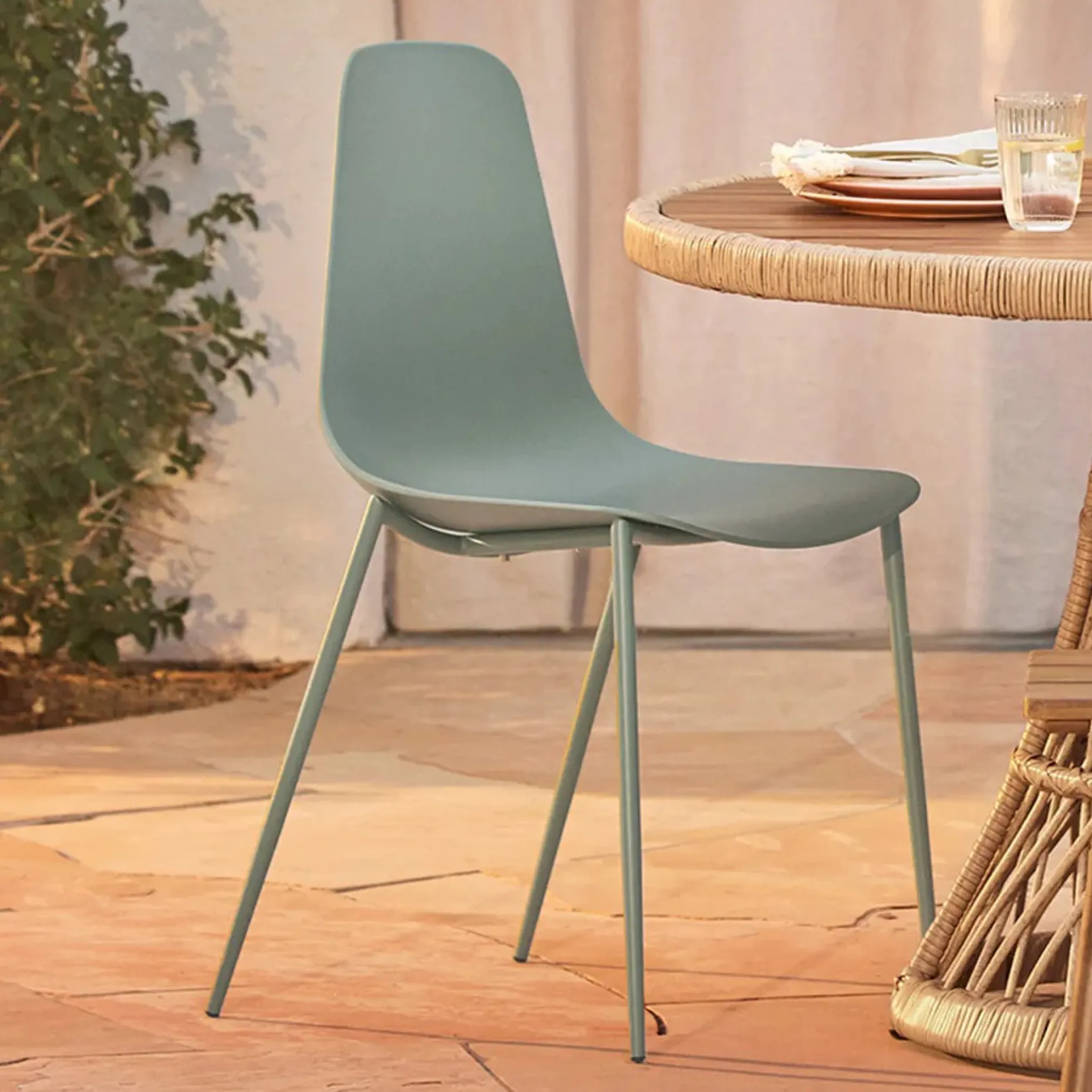 Svelti Dining Chair - Aloe Green
