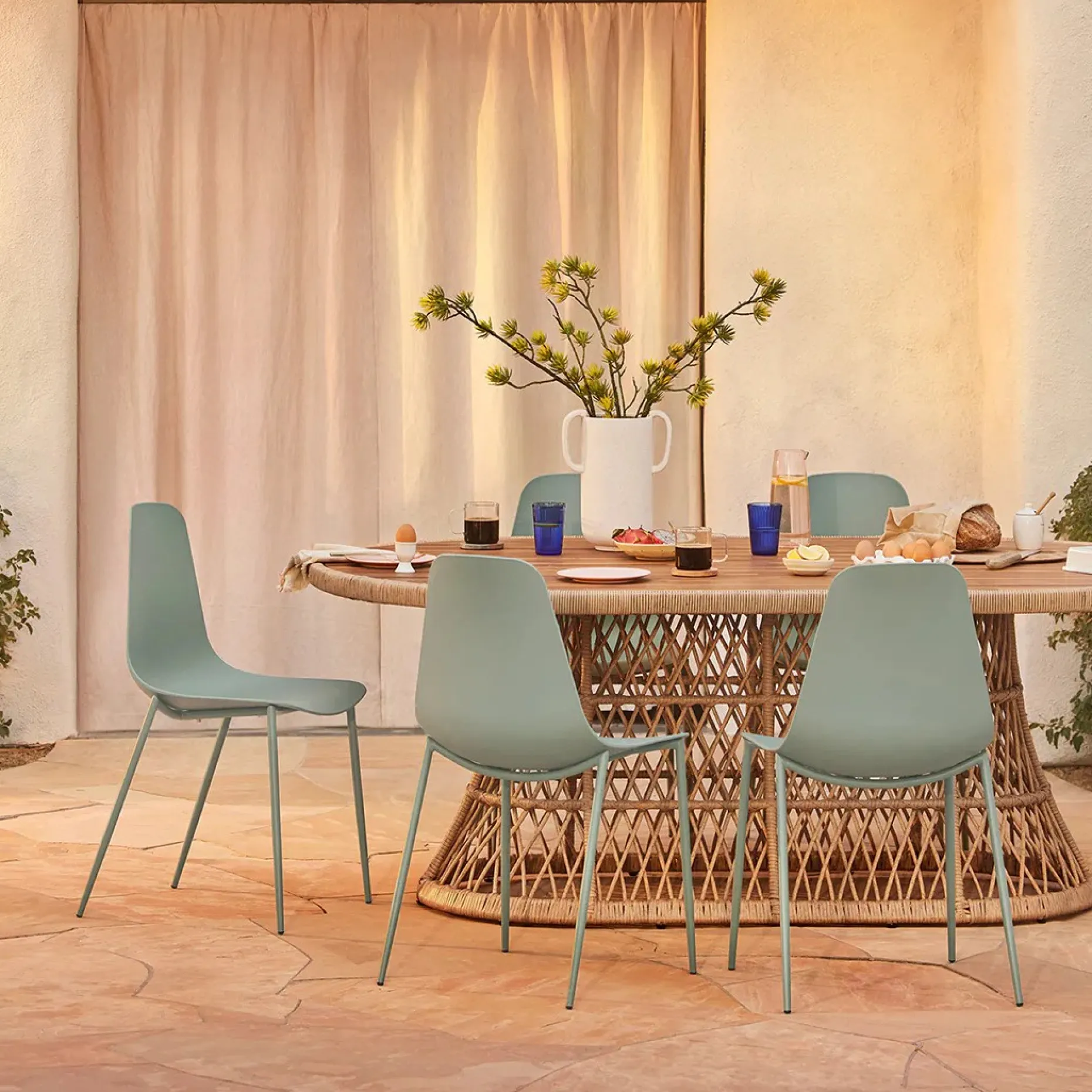 Svelti Dining Chair - Aloe Green
