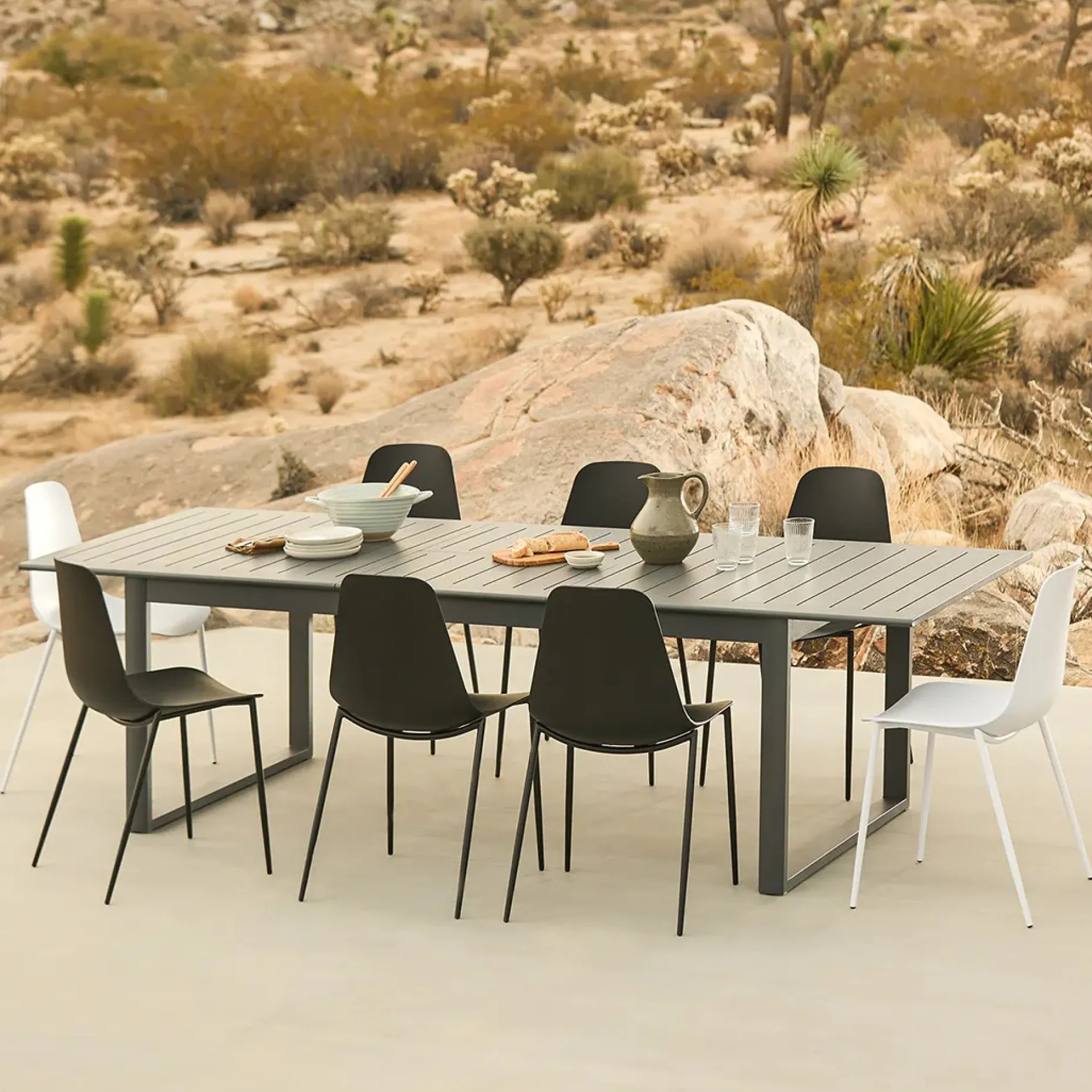 Svelti Dining Chair - Pure Black