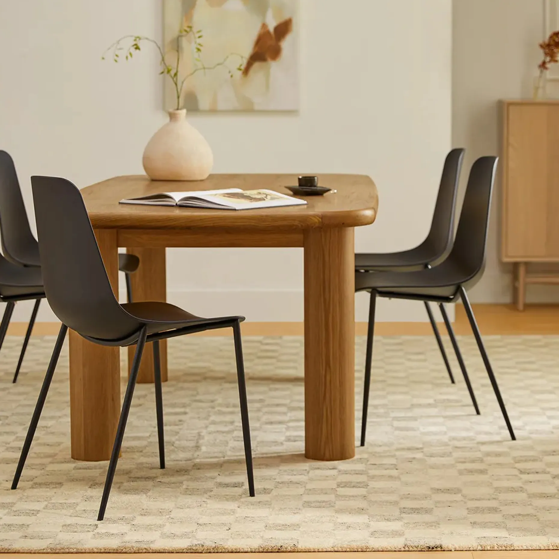 Svelti Dining Chair - Pure Black