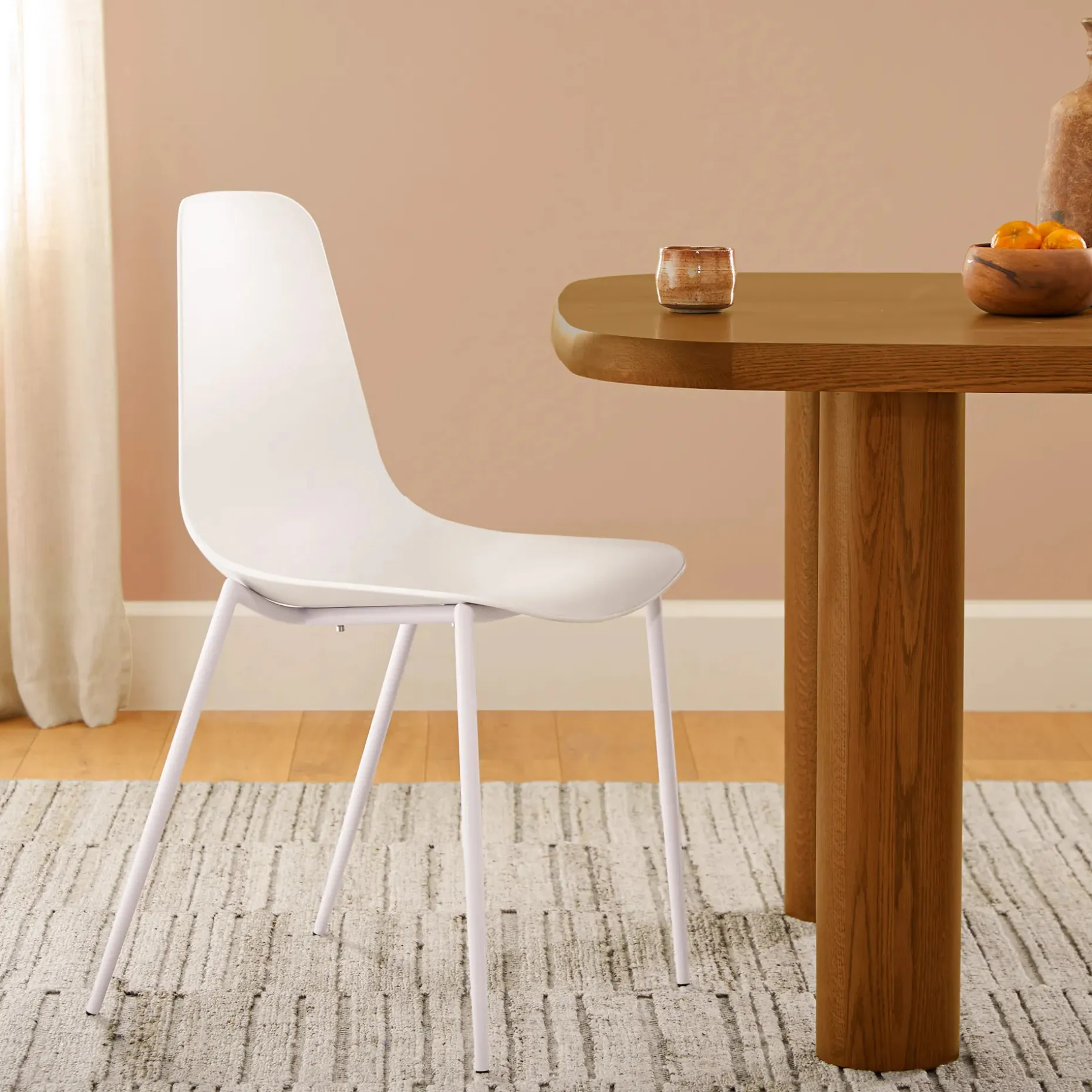 Svelti Dining Chair - Pure White