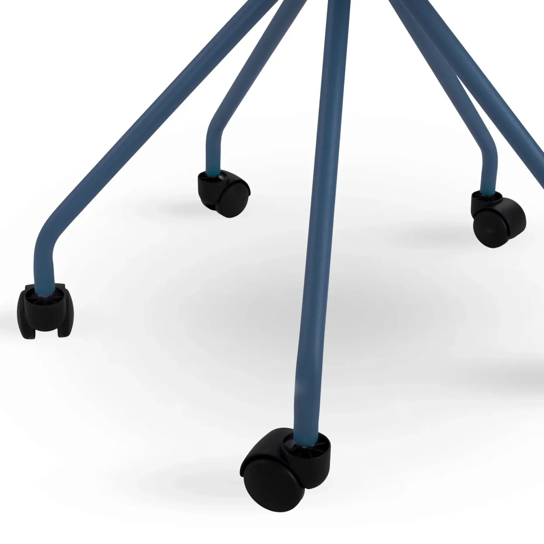 Svelti Office Chair - Berry Blue