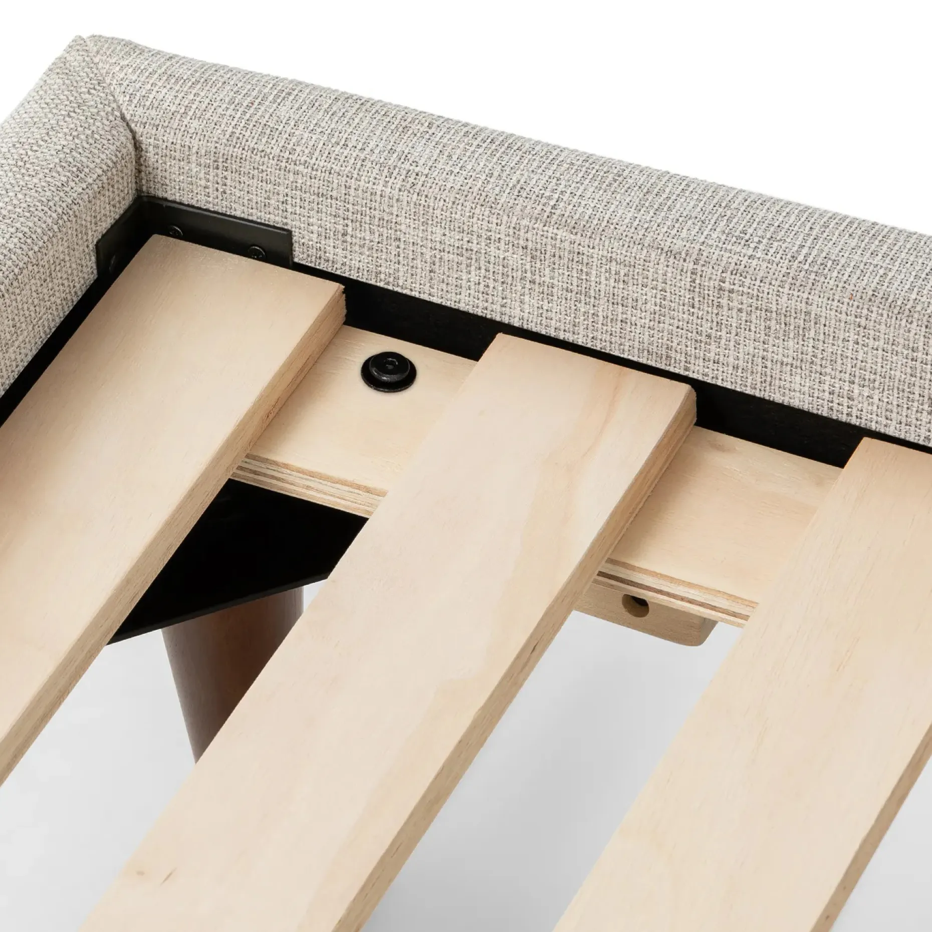 Sven King Tufted Bed - Birch Ivory