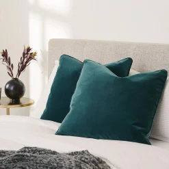 Sven Queen Tufted Bed - Birch Ivory