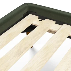 Sven Queen Tufted Velvet Bed - Plush Pacific Green
