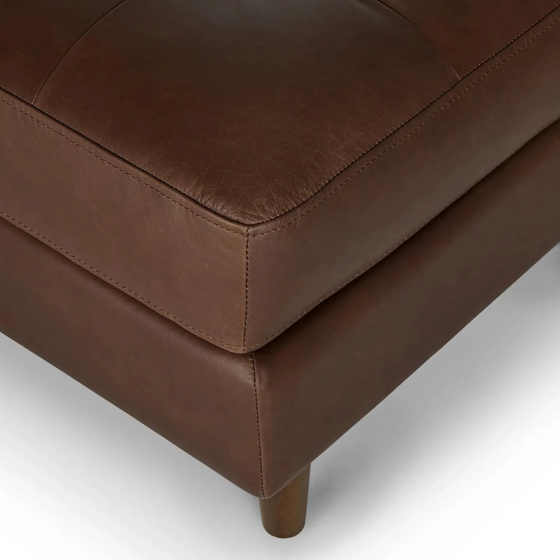 Sven 56" Tufted Leather Bench - Charme Chocolat