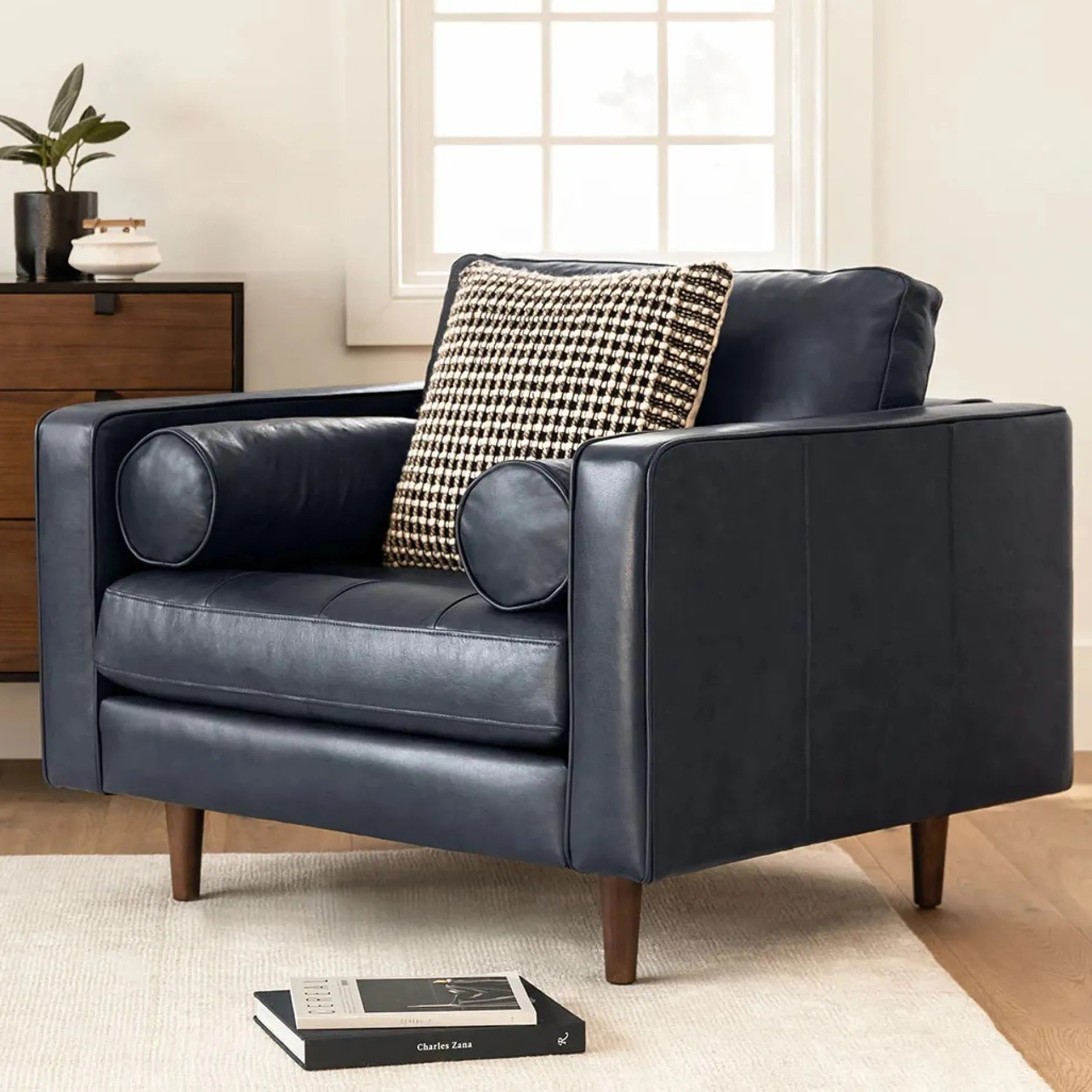 Sven 42" Tufted Leather Lounge Chair - Oxford Blue