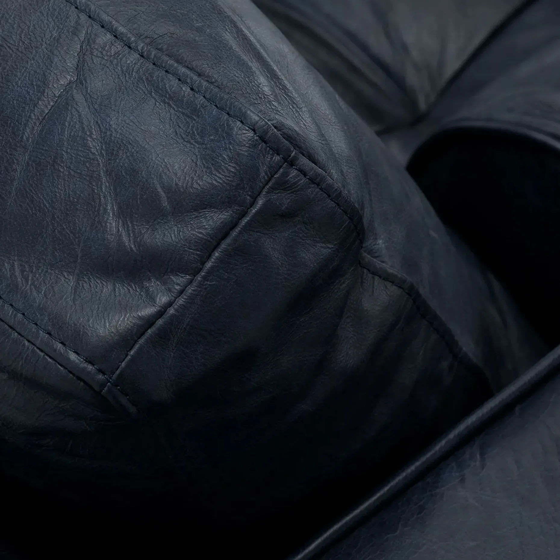 Sven 100" Tufted Leather Right Sectional - Oxford Blue